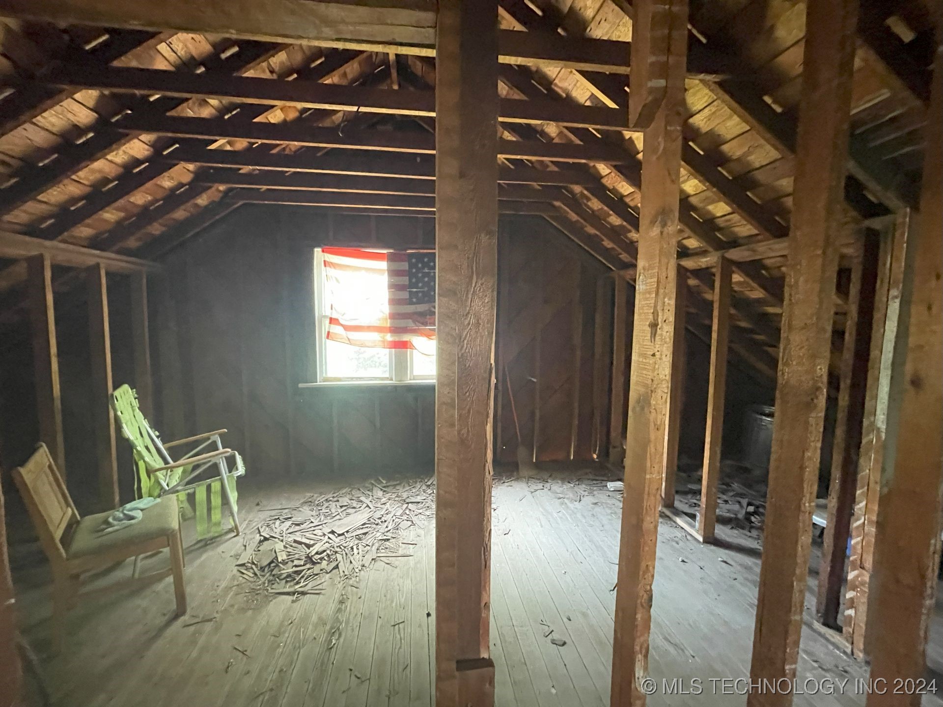 193 N Cedar Avenue Property Photo 20