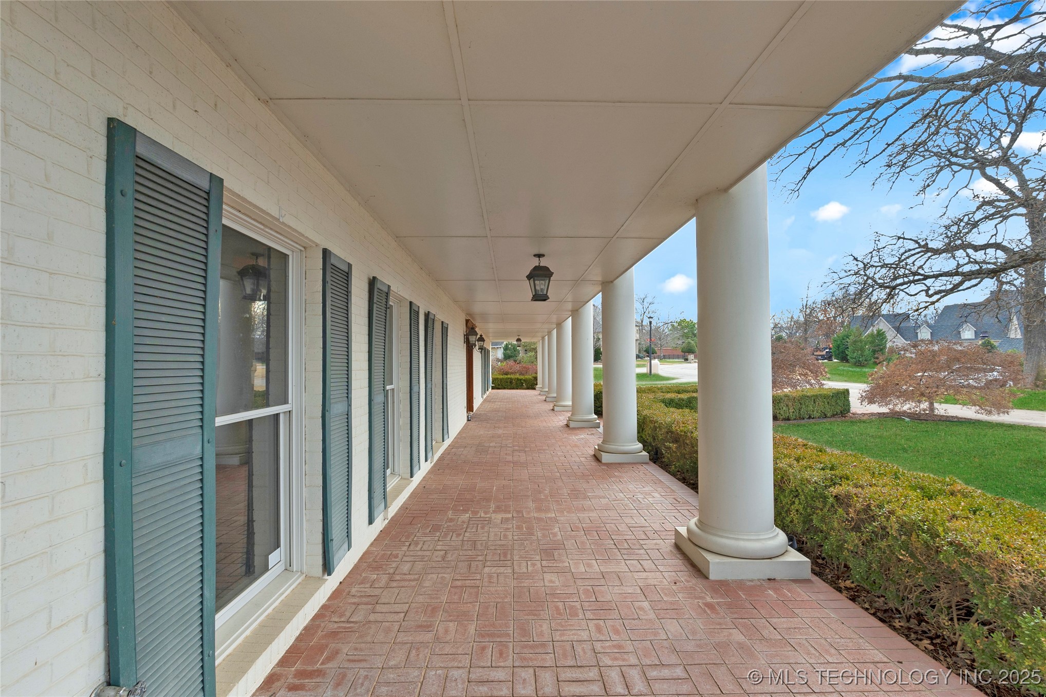 4001 E 109th Street Property Photo 4