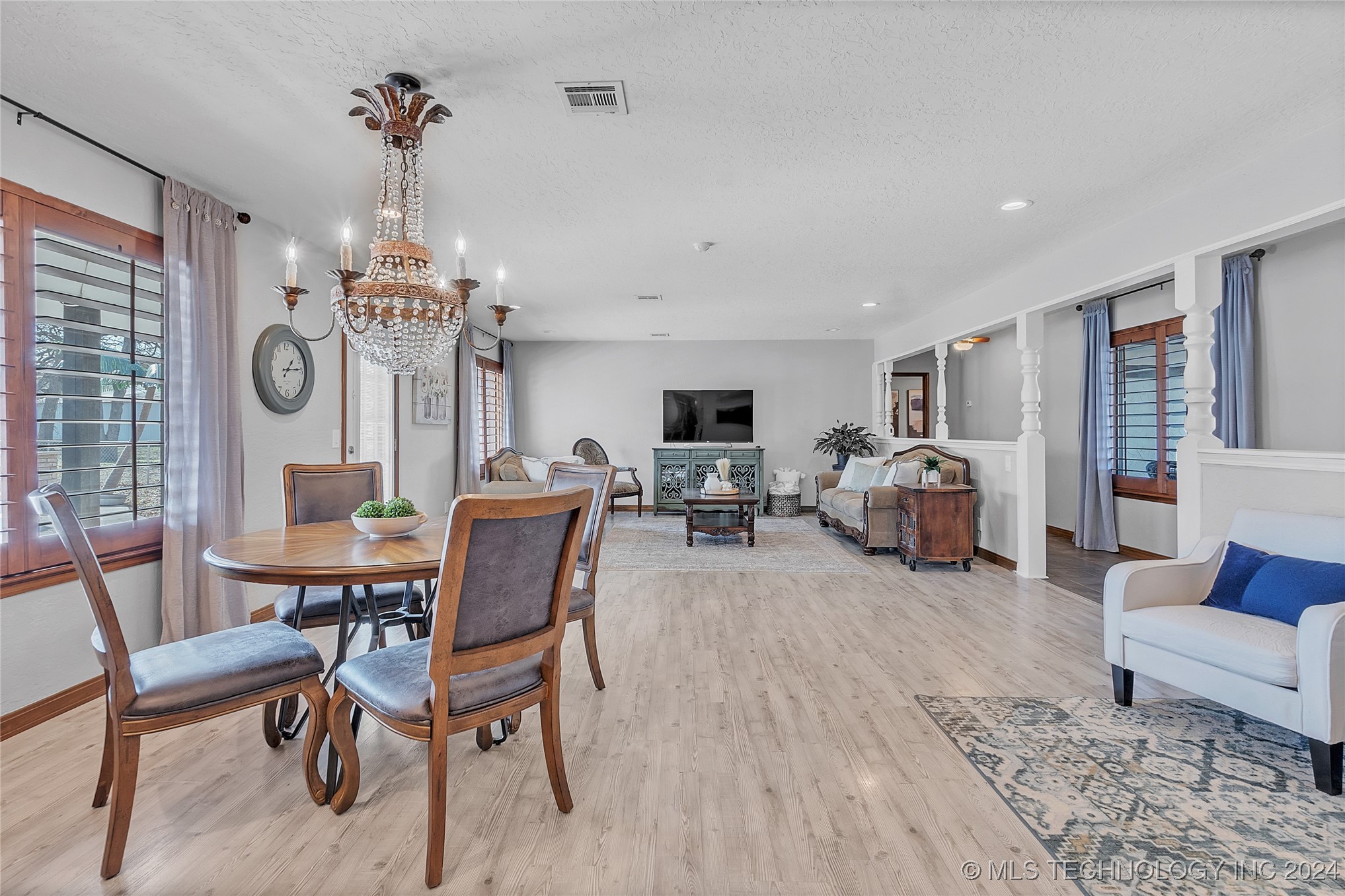 14802 E 64 Highway S Property Photo 16
