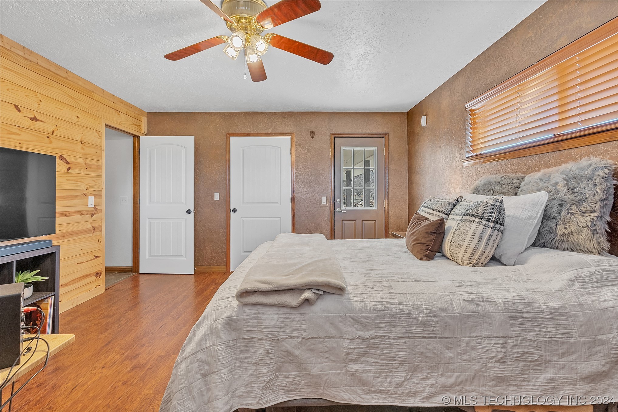 14802 E 64 Highway S Property Photo 39
