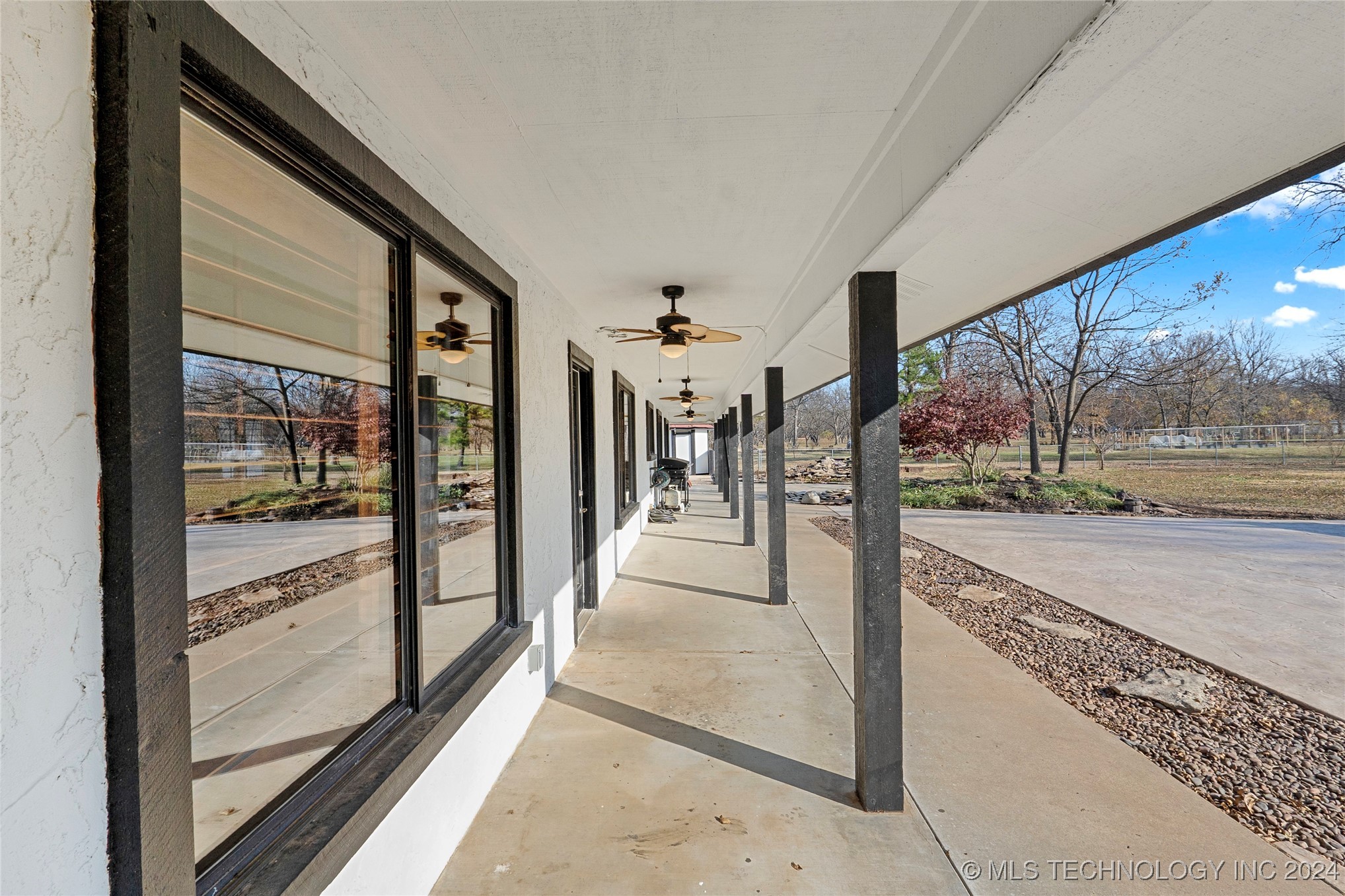 14802 E 64 Highway S Property Photo 44