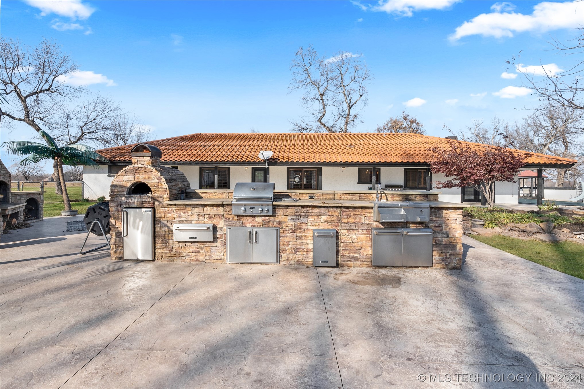 14802 E 64 Highway S Property Photo 48