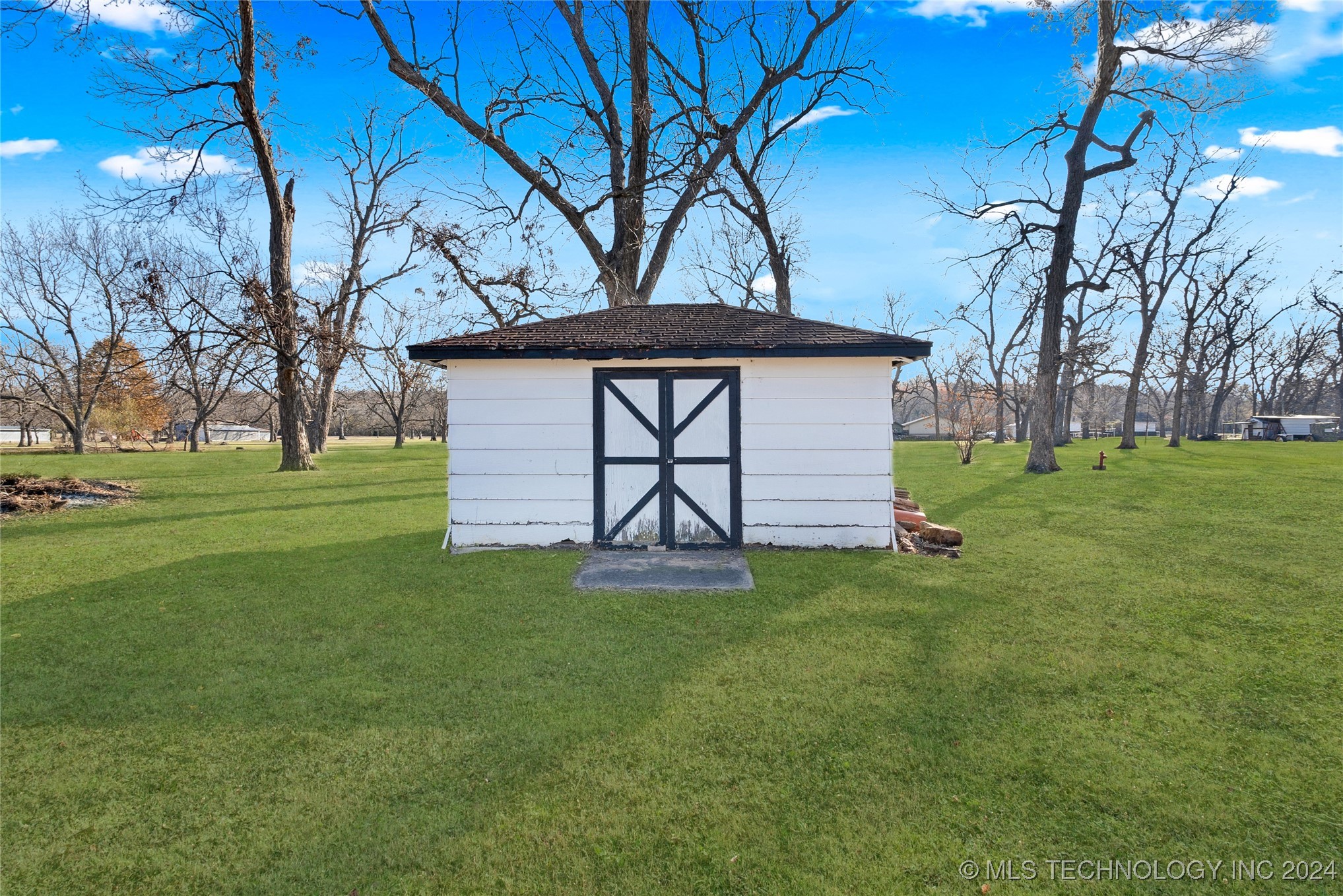 14802 E 64 Highway S Property Photo 55