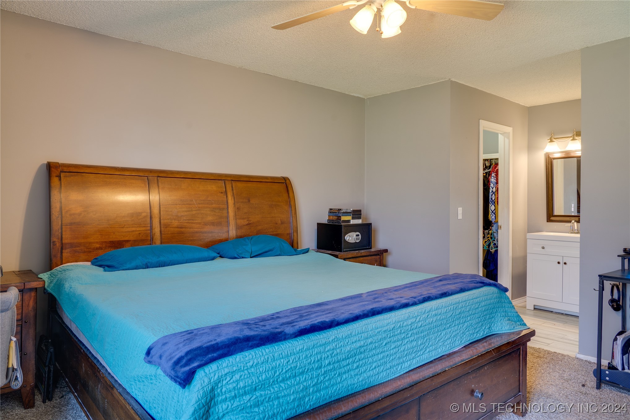 3718 S 125th East Avenue Property Photo 16
