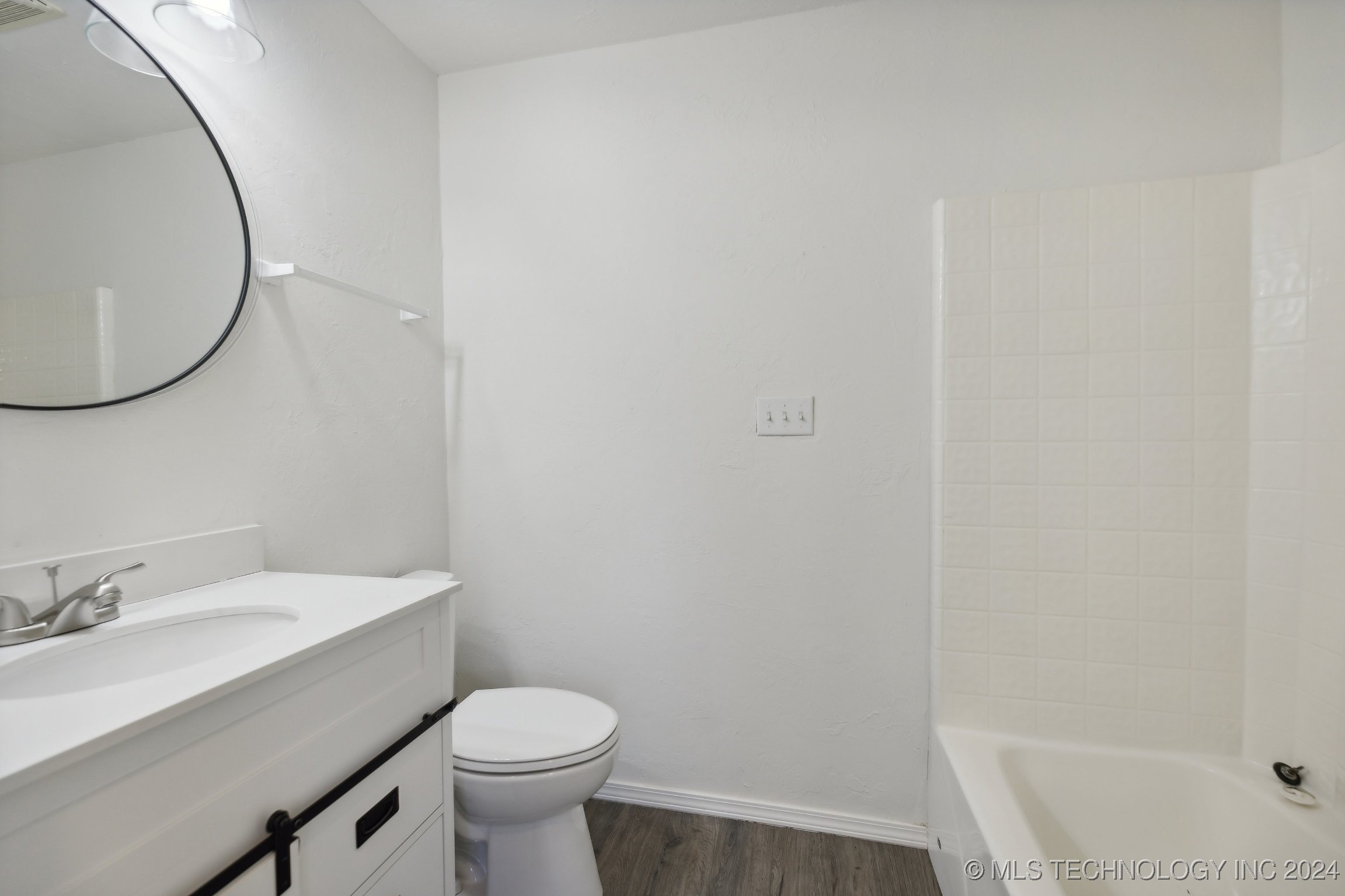 13368 W 81st Street S Property Photo 17