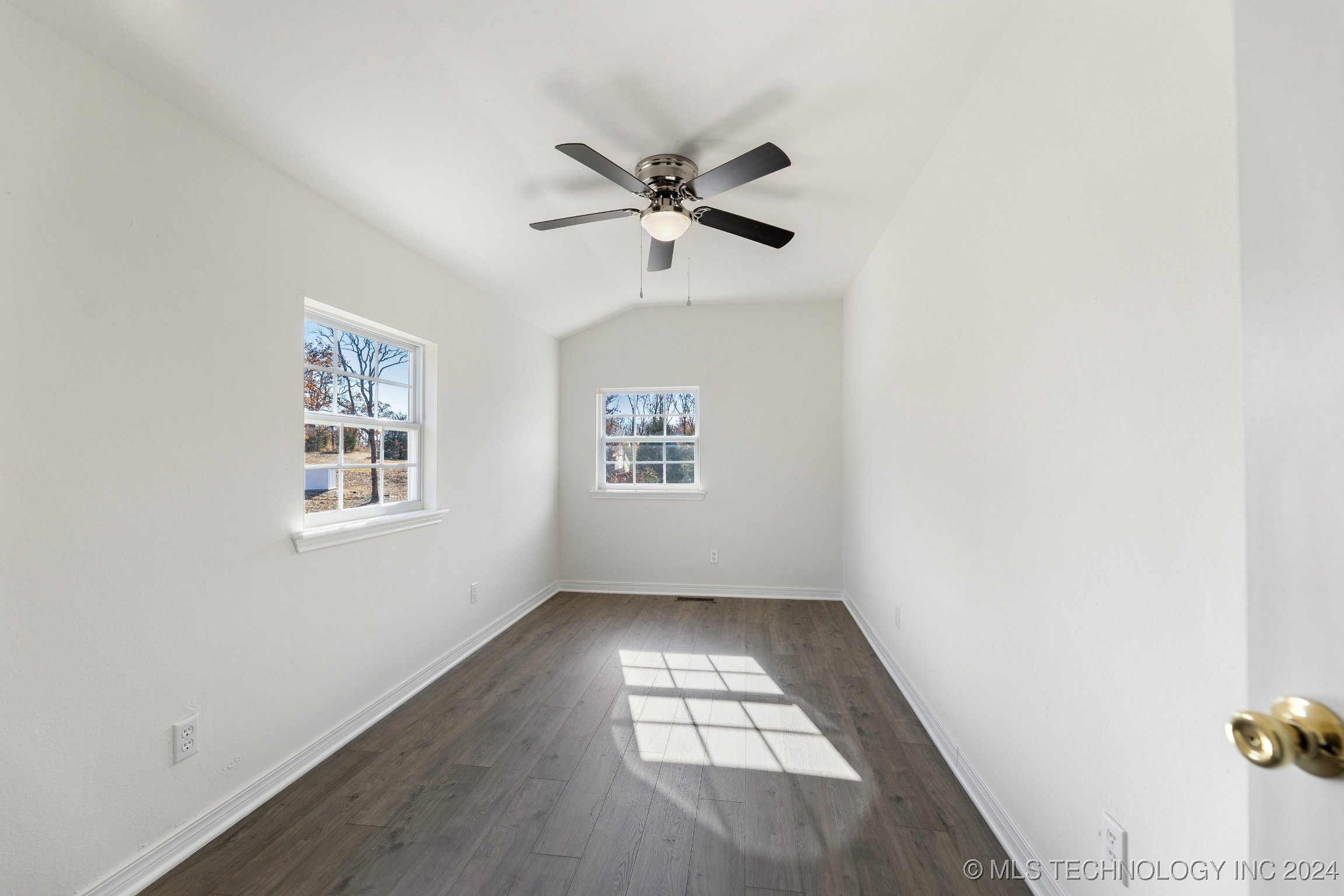 13368 W 81st Street S Property Photo 21
