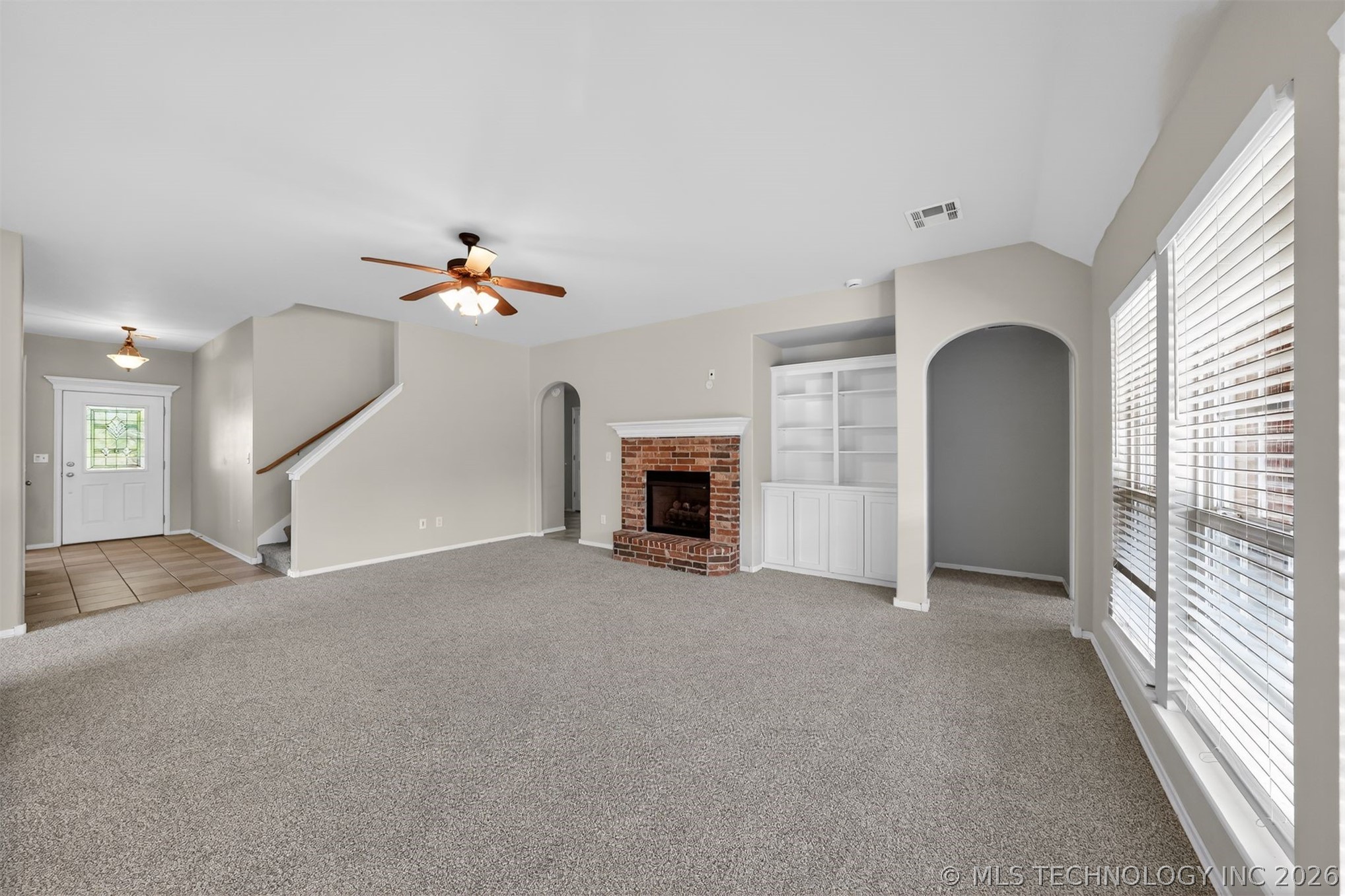 11717 S Vine Place W Property Photo 5