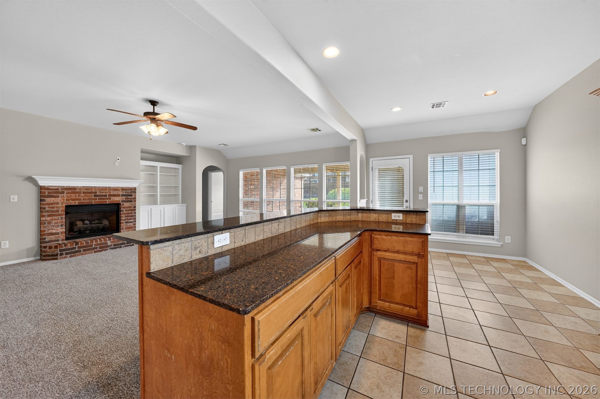 11717 S Vine Place W Property Photo 11