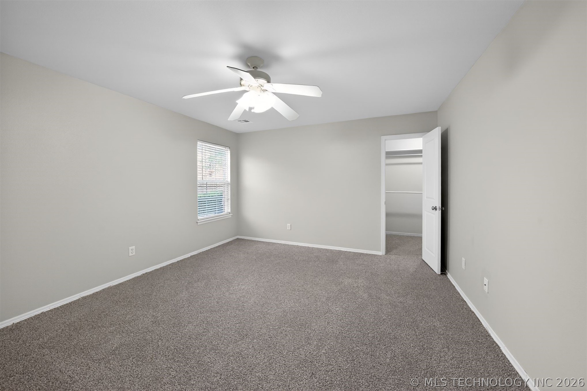 11717 S Vine Place W Property Photo 21
