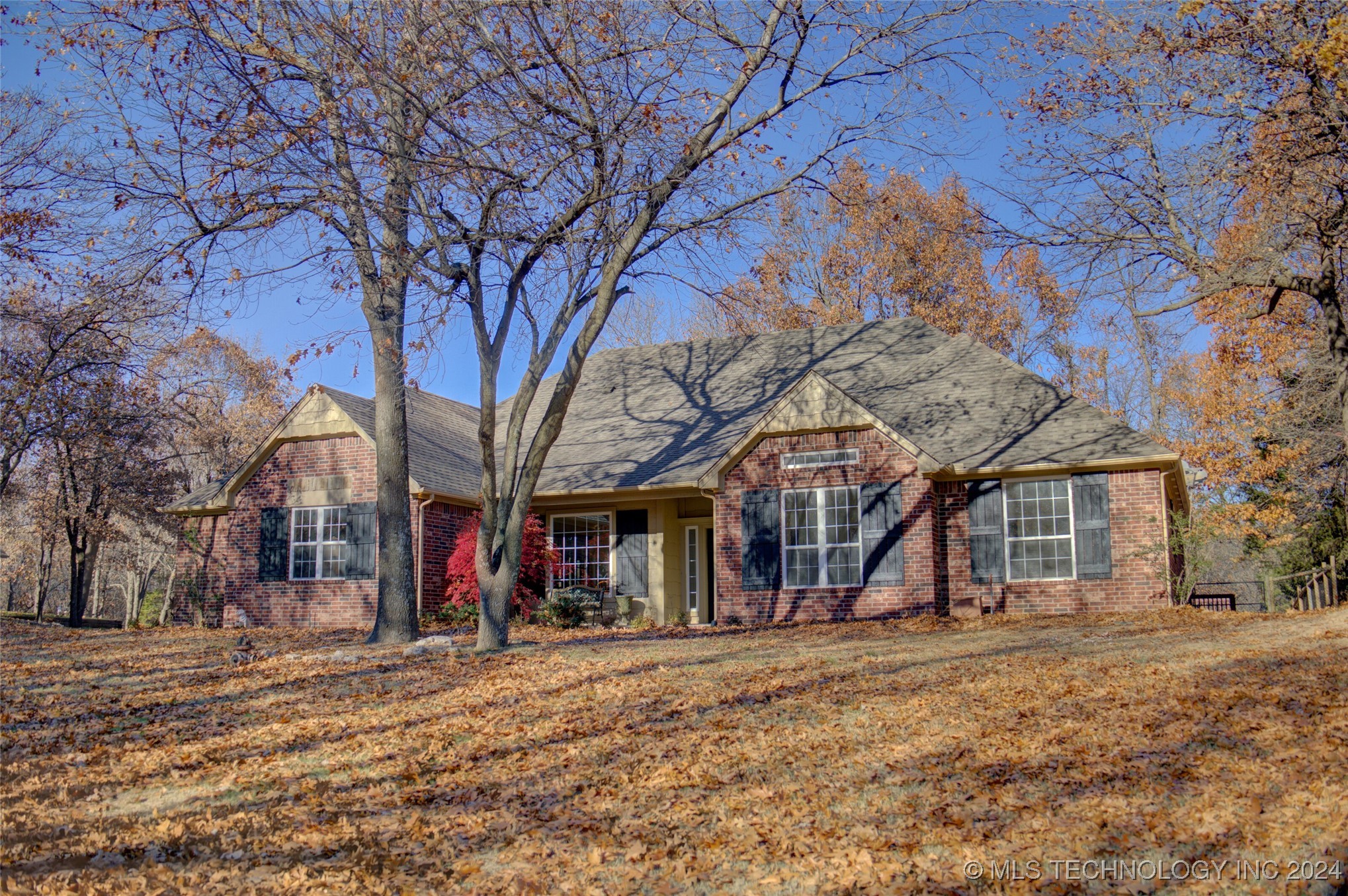192 Lakeview Drive Property Photo