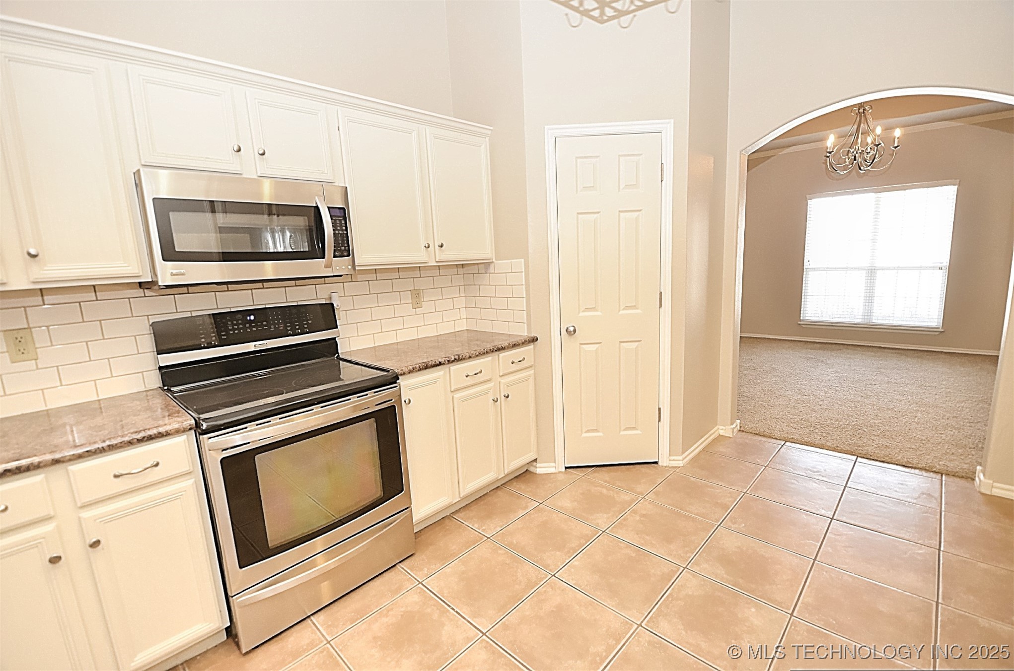 20338 E 32nd Place Property Photo 19