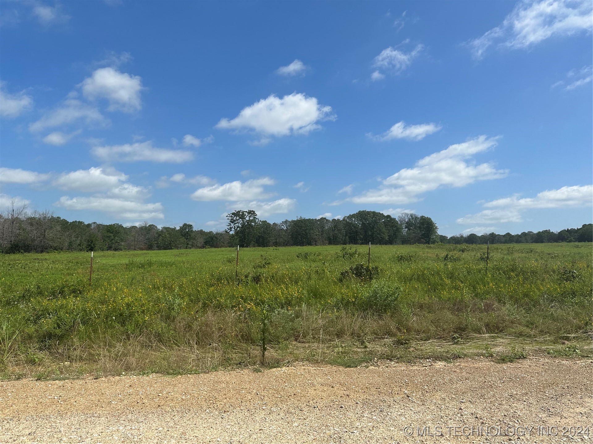 405362 E 1235 Property Photo 11