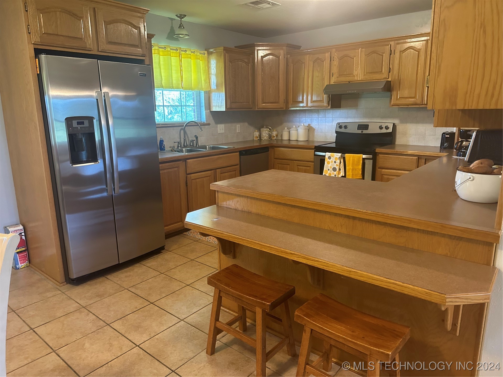 405362 E 1235 Property Photo 17