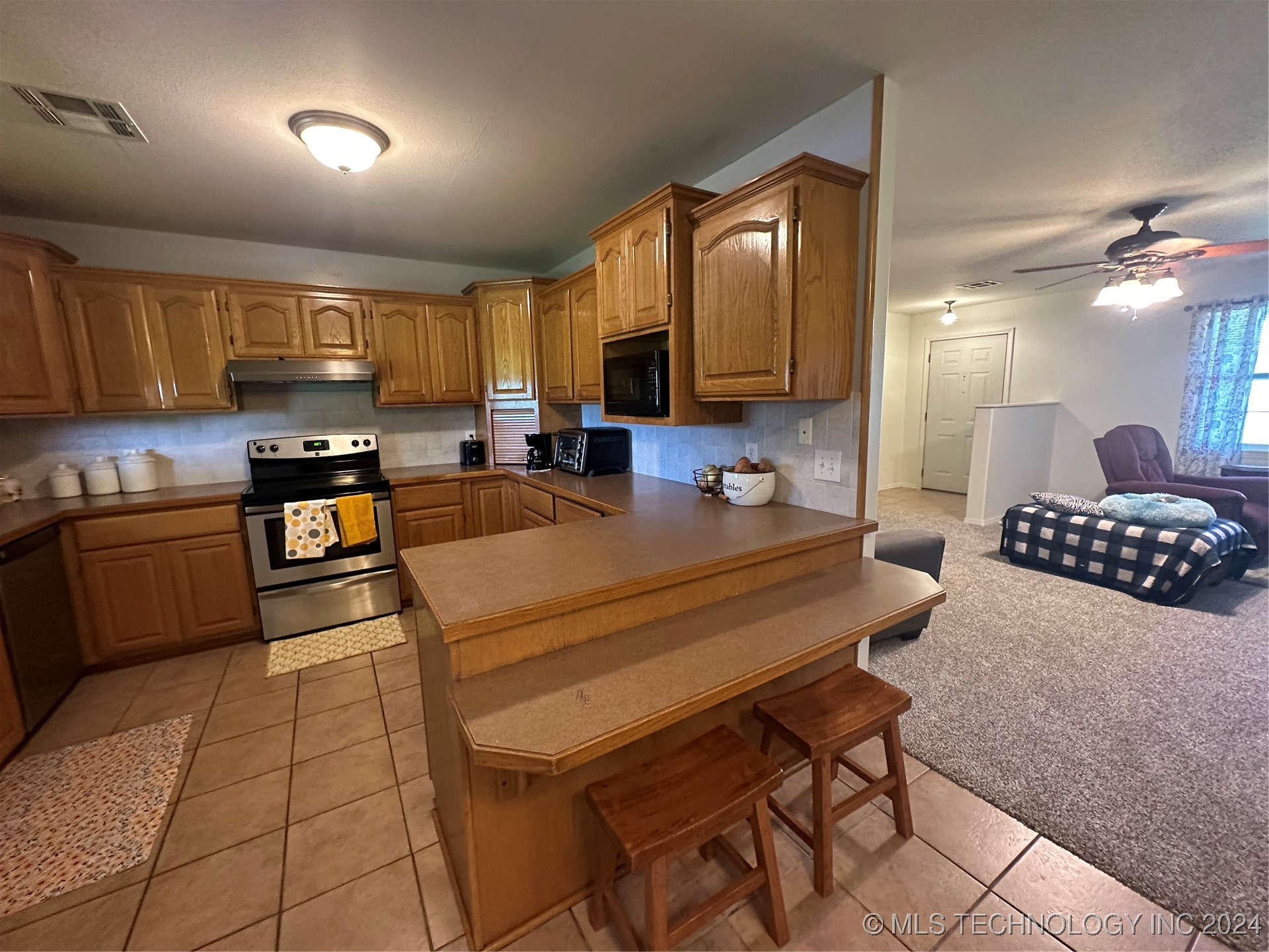 405362 E 1235 Property Photo 18