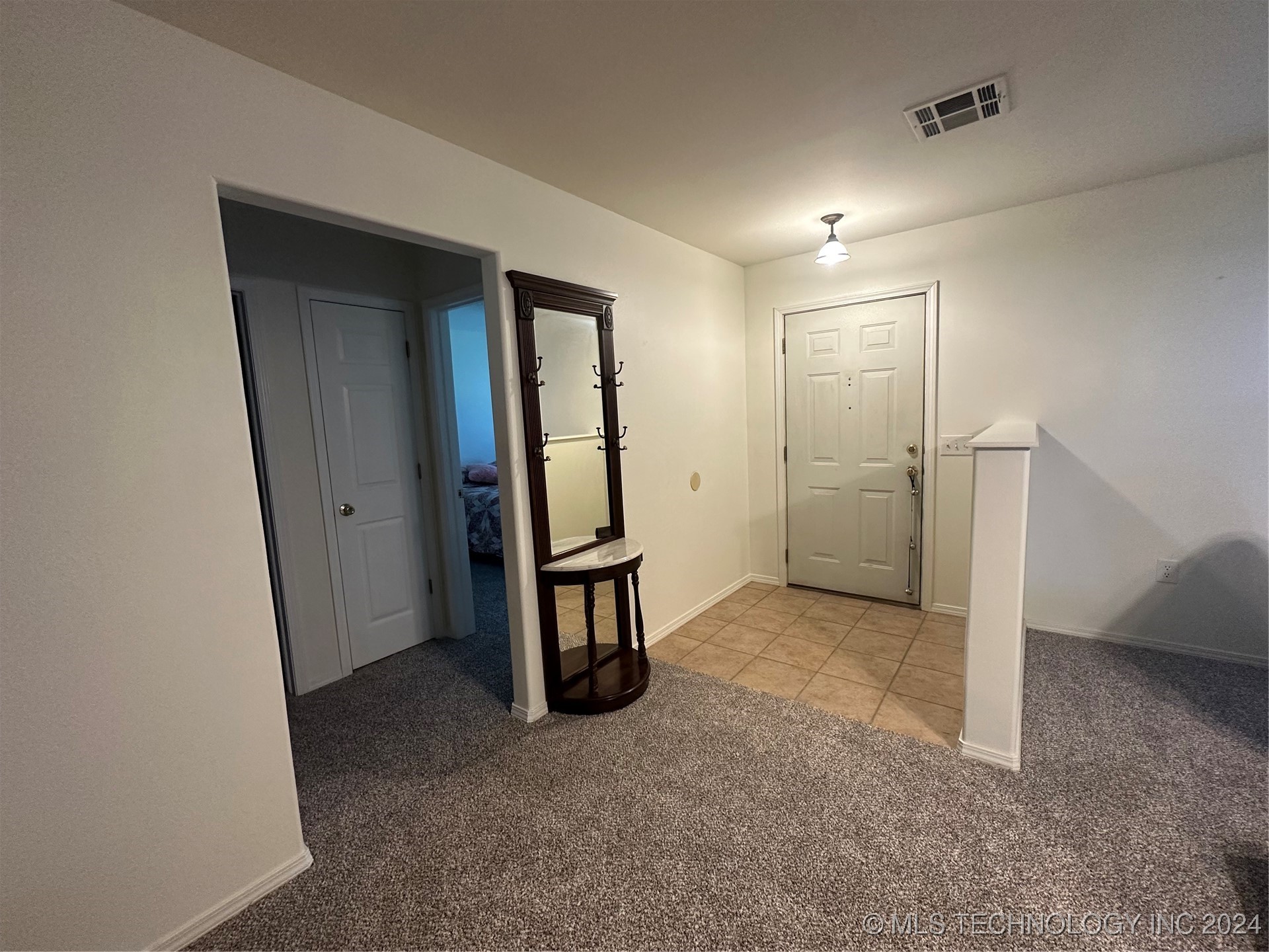 405362 E 1235 Property Photo 20