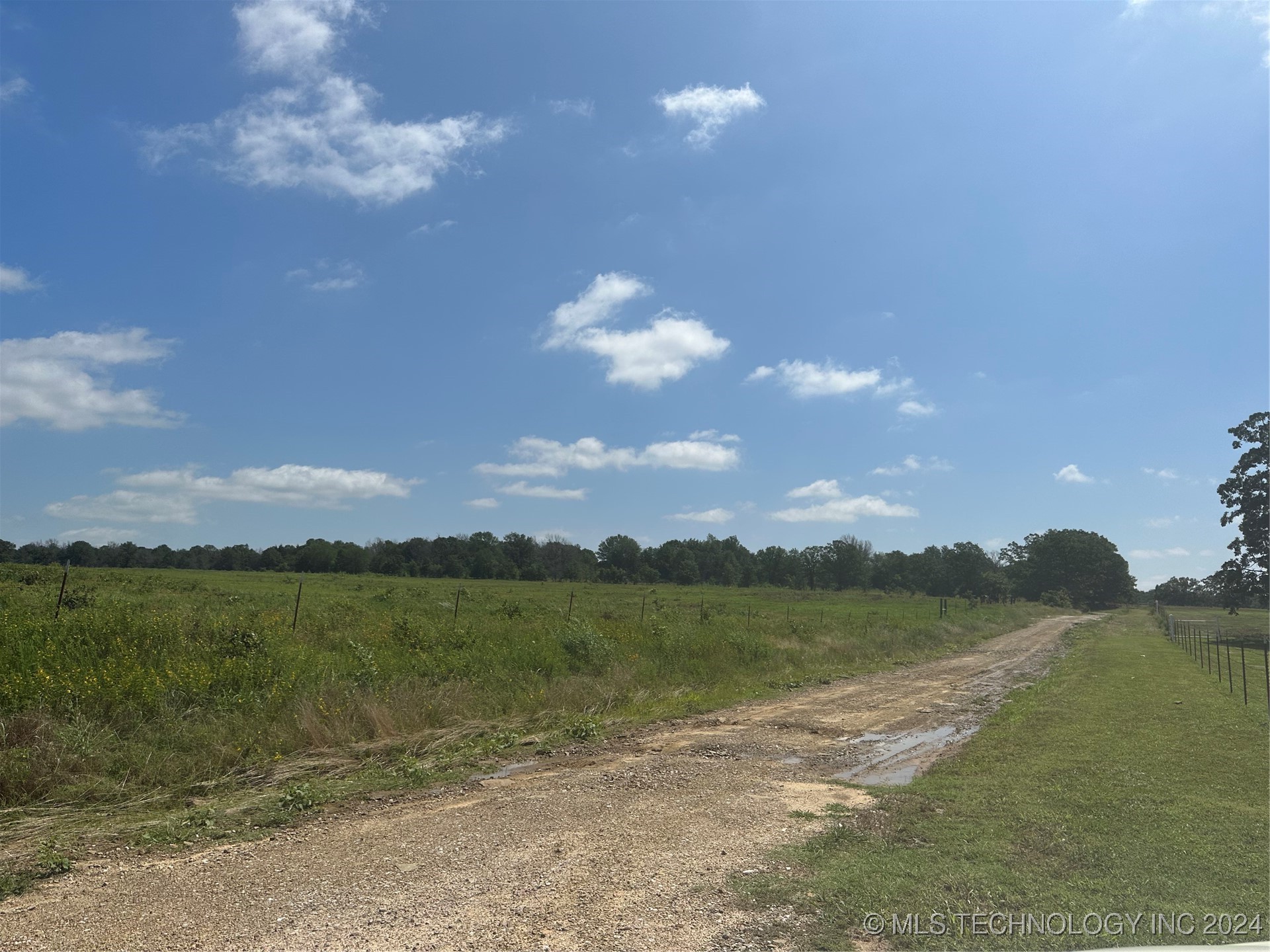 405362 E 1235 Property Photo 48