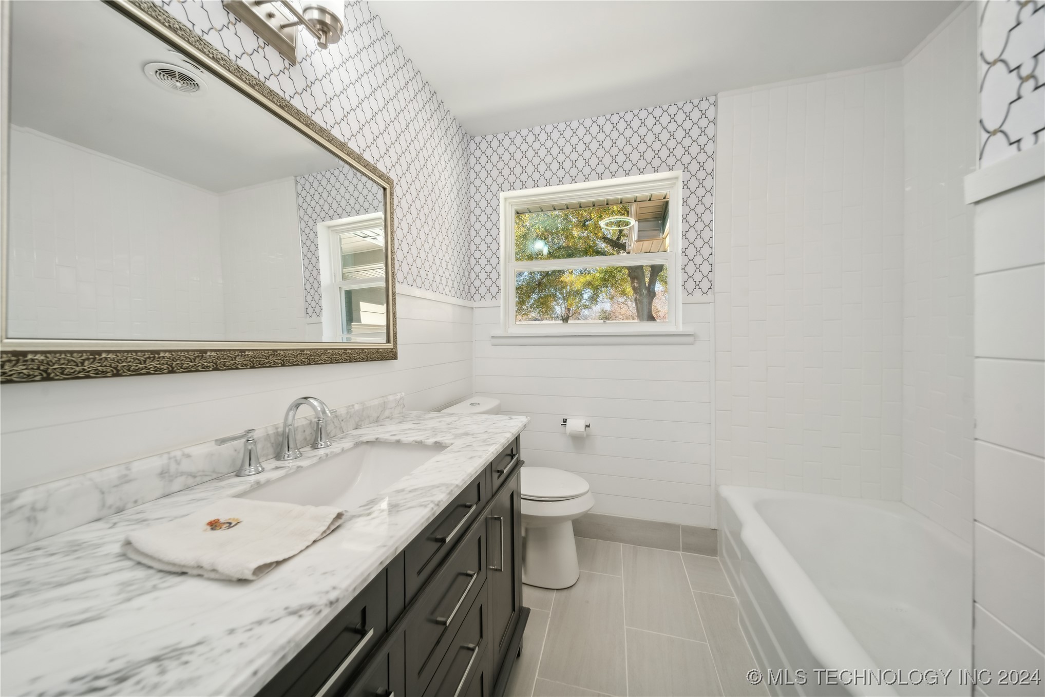 5239 S New Haven Avenue Property Photo 22