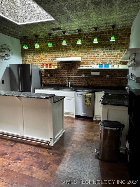 8 W Main Street Property Photo 3