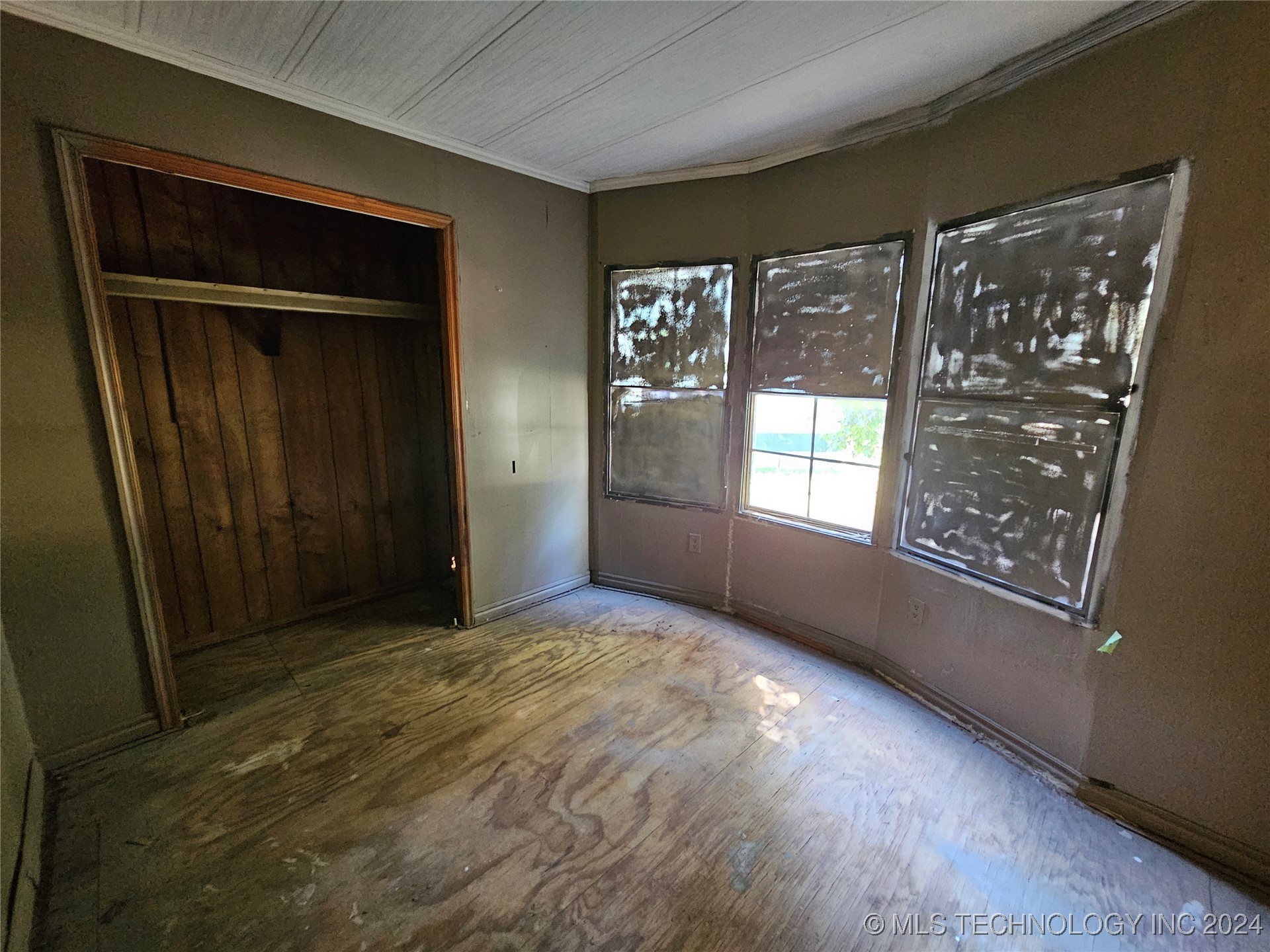 1239 E Old Keystone Road Property Photo 12