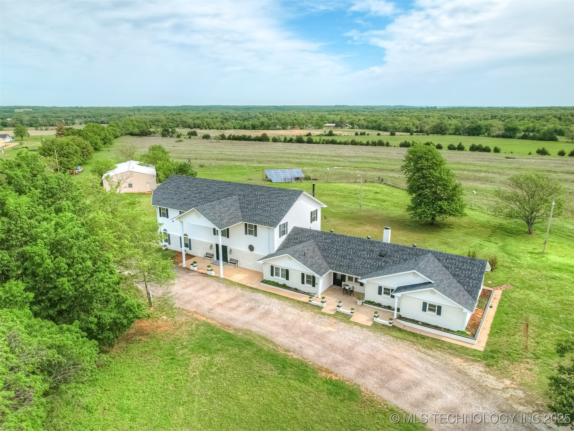 103066 N 3610 Road Property Photo