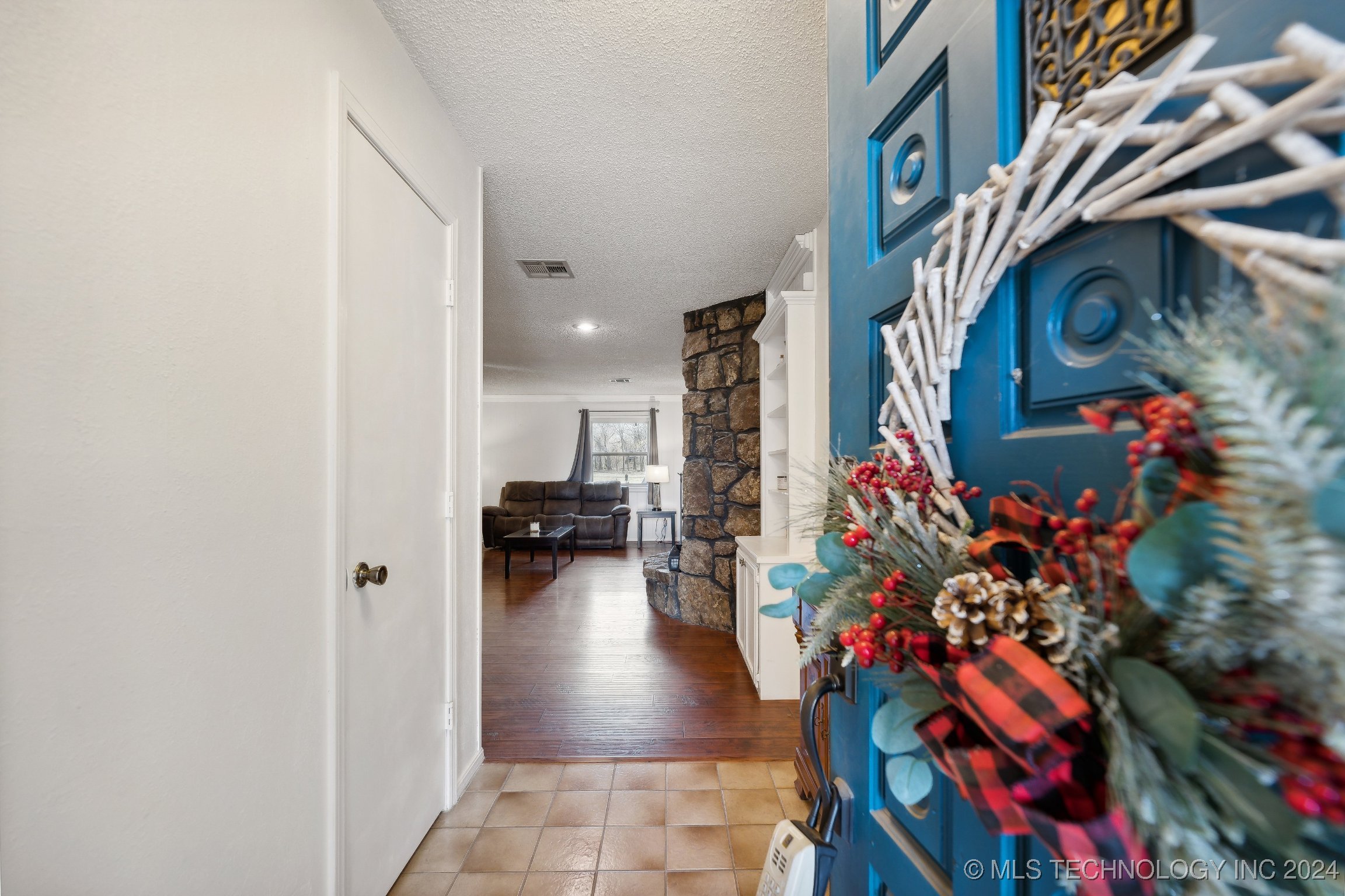 212 S Willey Street Property Photo 3