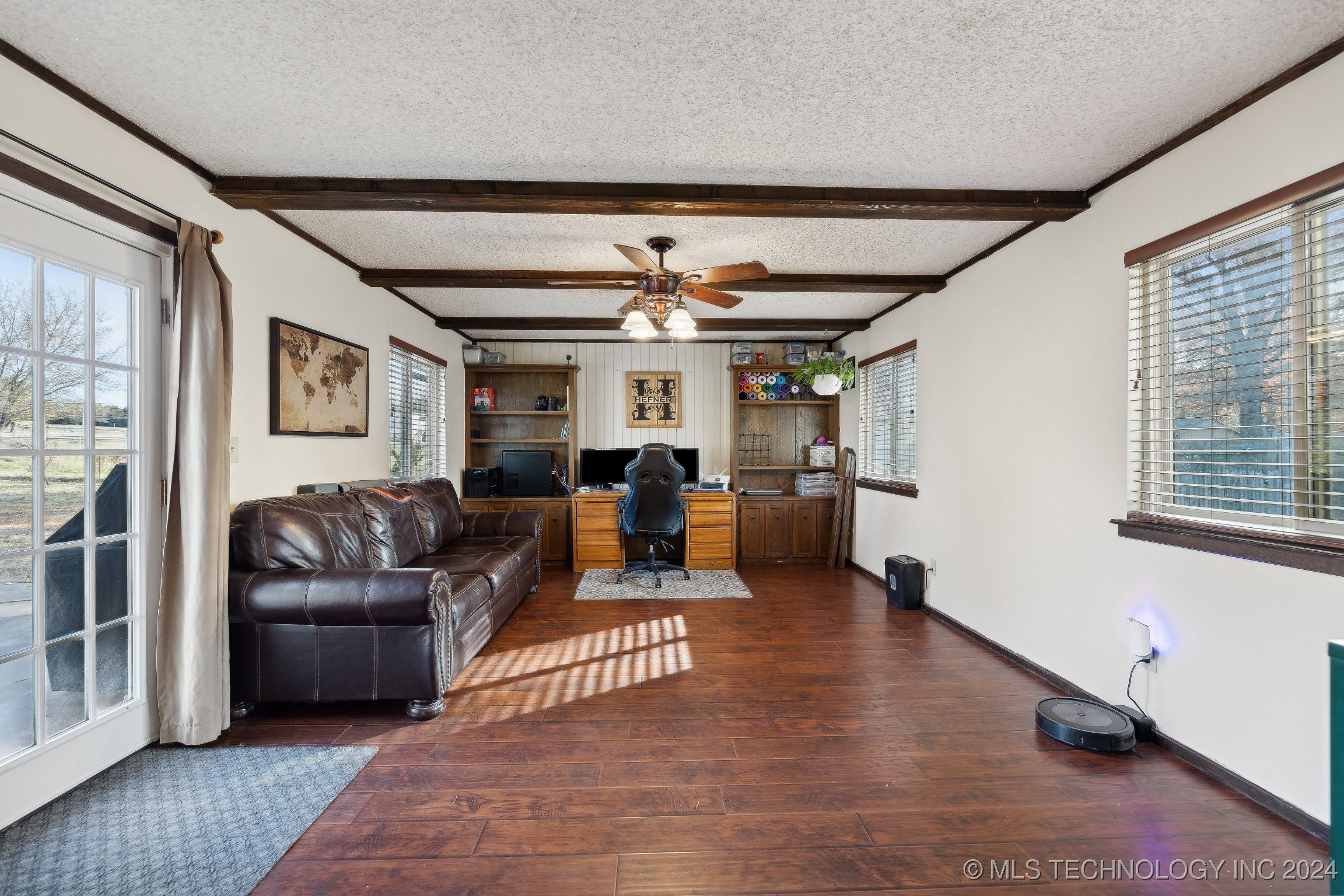 212 S Willey Street Property Photo 14