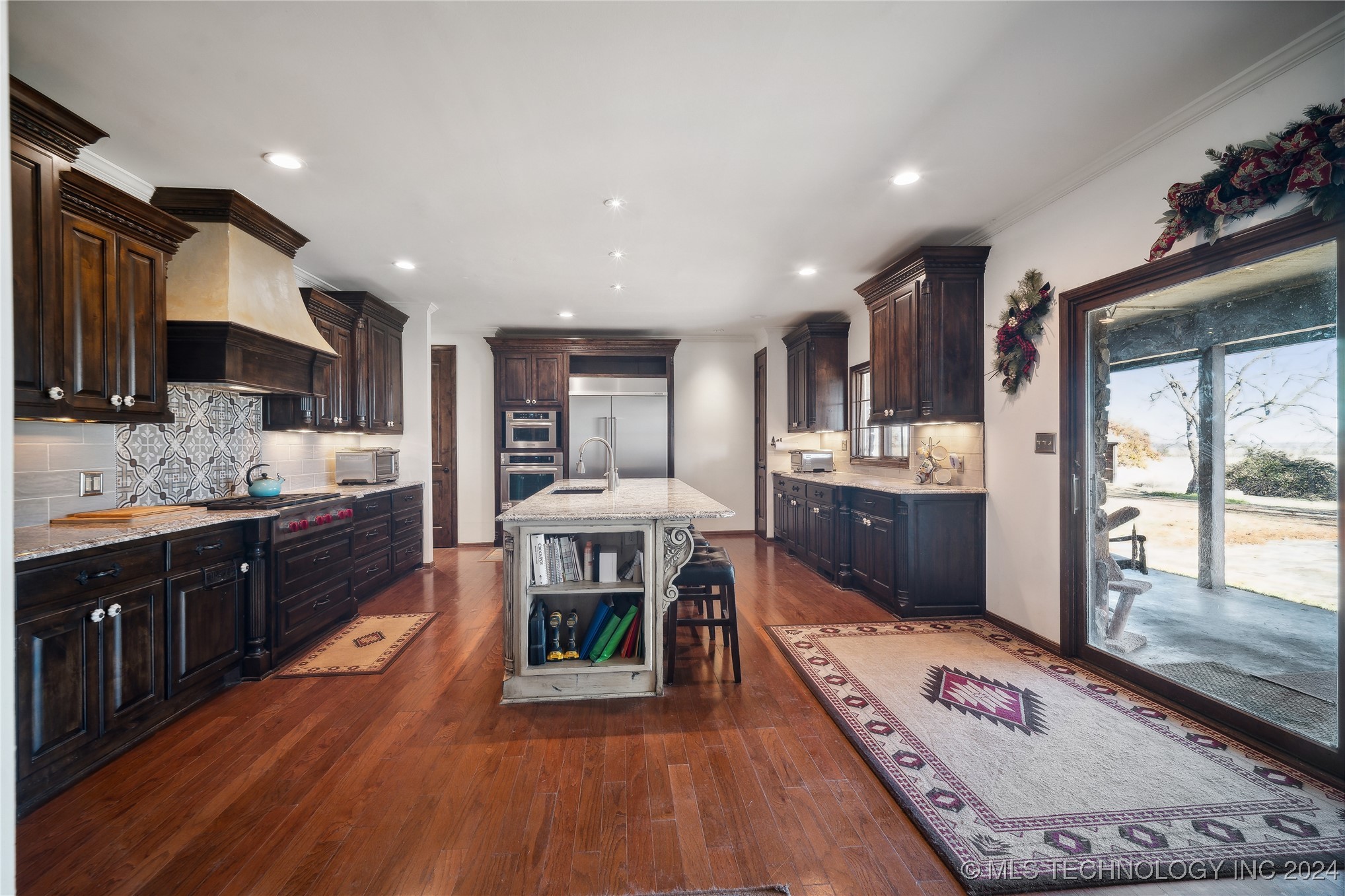 7133 S 425 Road Property Photo 10
