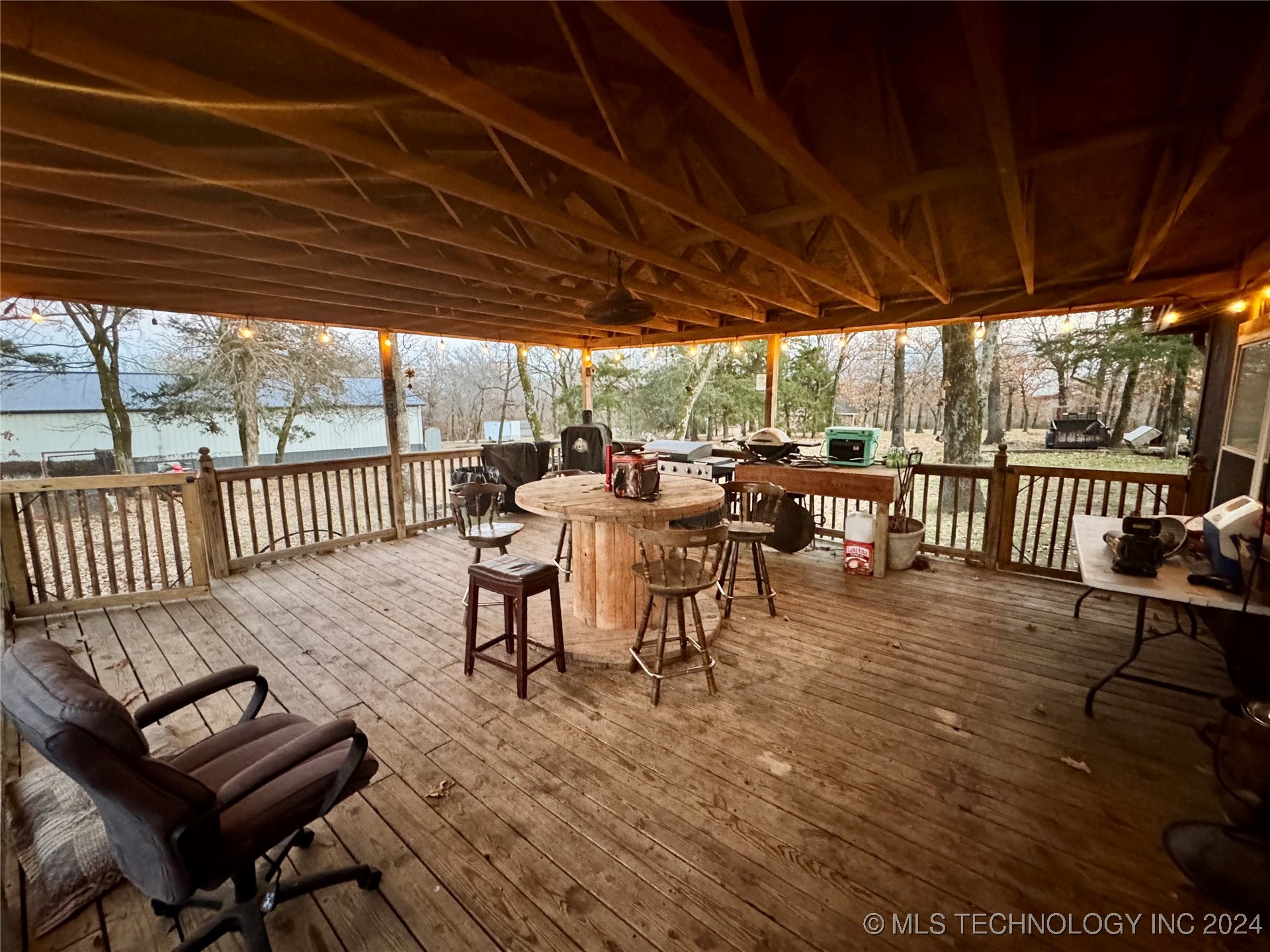 7750 River Ridge Road Property Photo 8