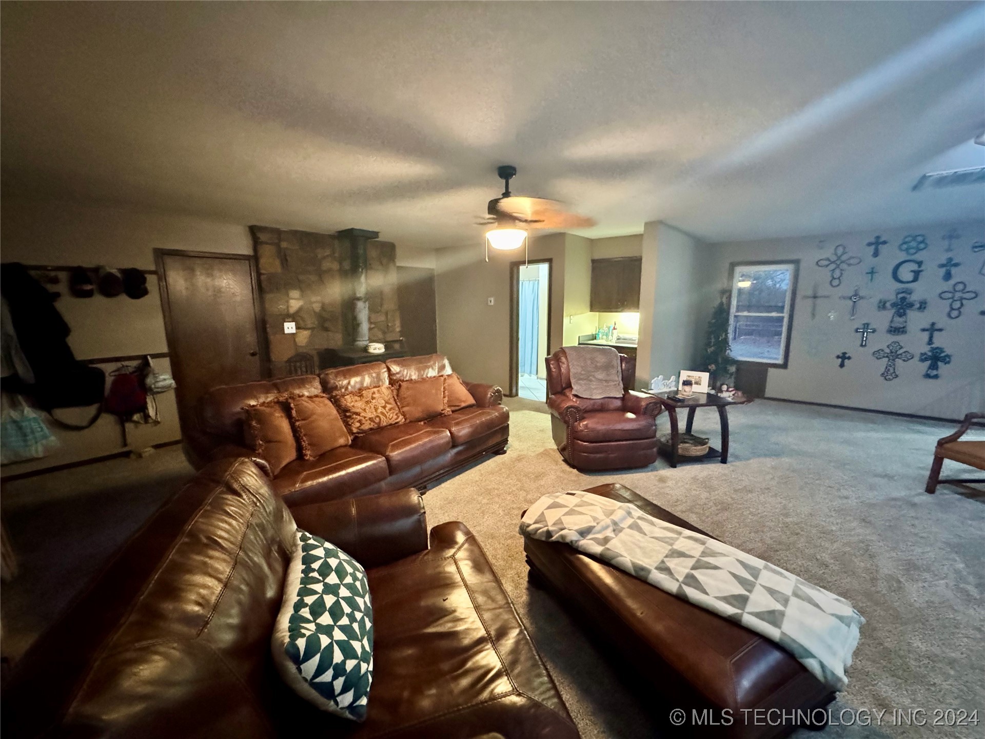 7750 River Ridge Road Property Photo 14