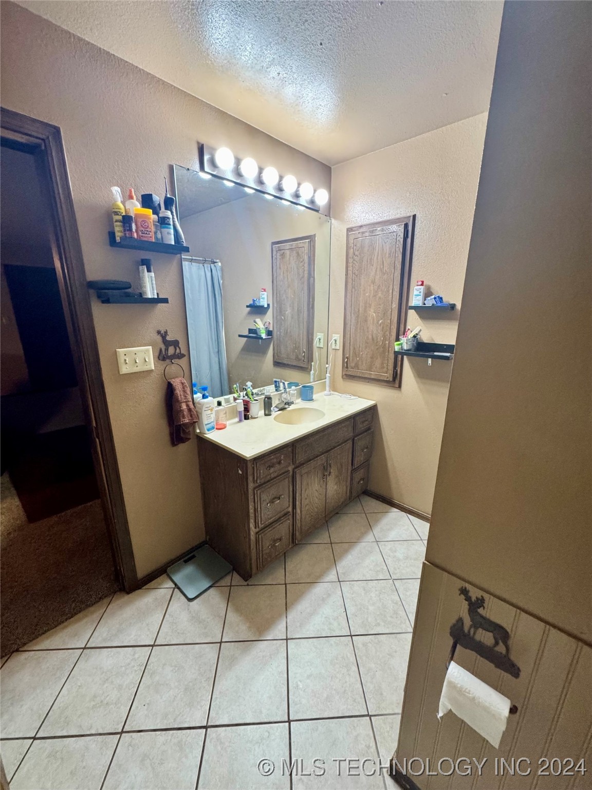 7750 River Ridge Road Property Photo 15