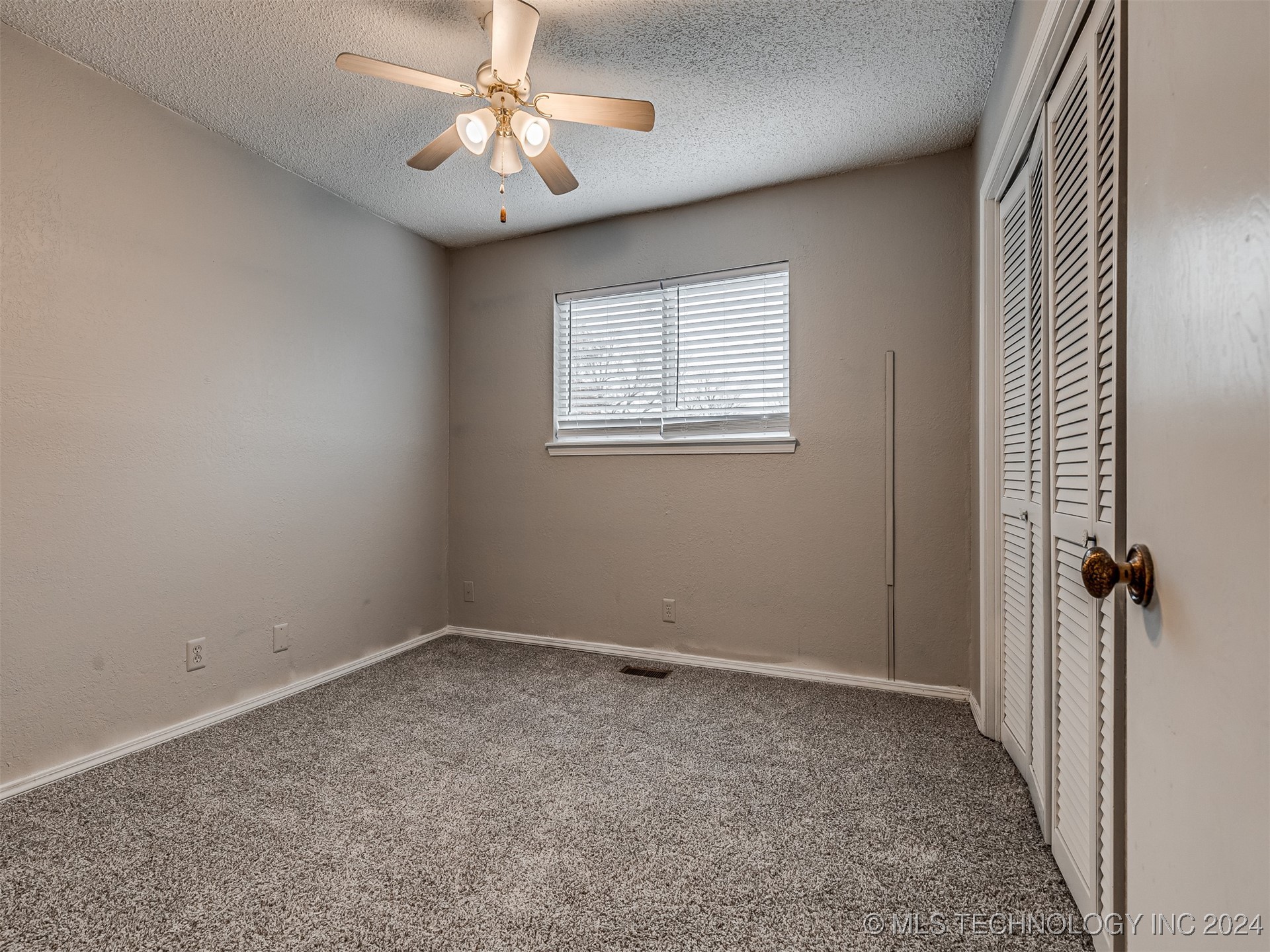 2505 W Washington Place Property Photo 28