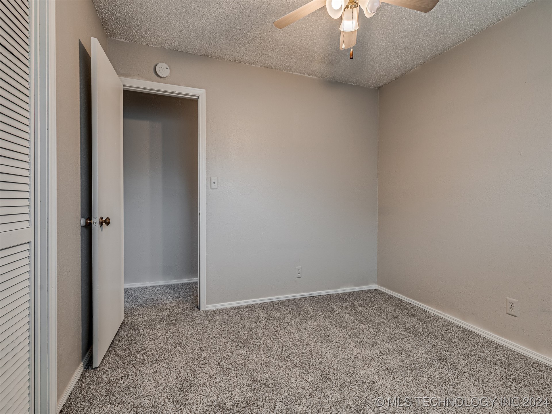 2505 W Washington Place Property Photo 29