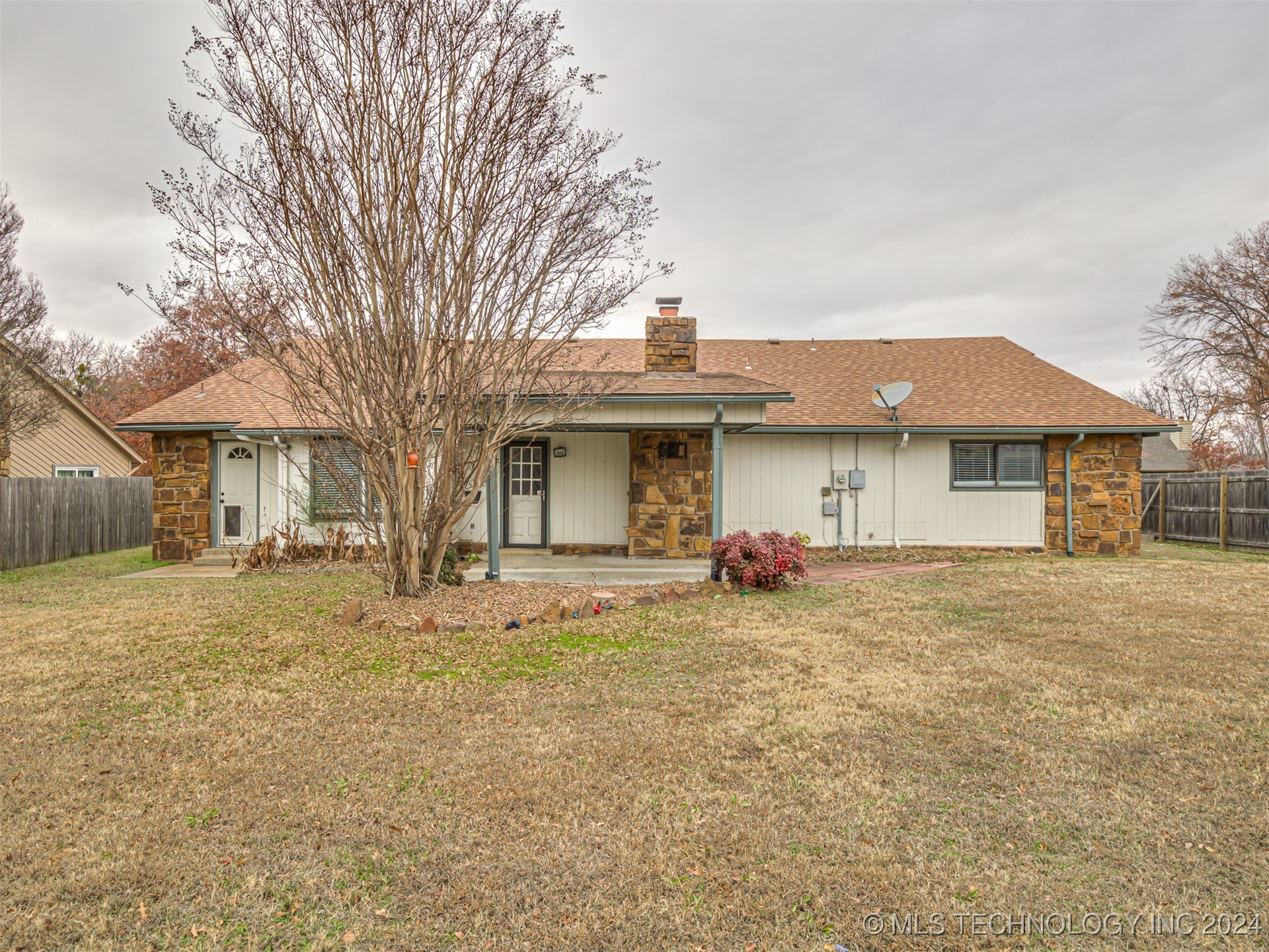 2505 W Washington Place Property Photo 39