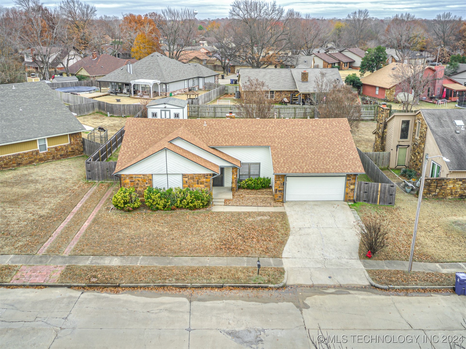 2505 W Washington Place Property Photo 42