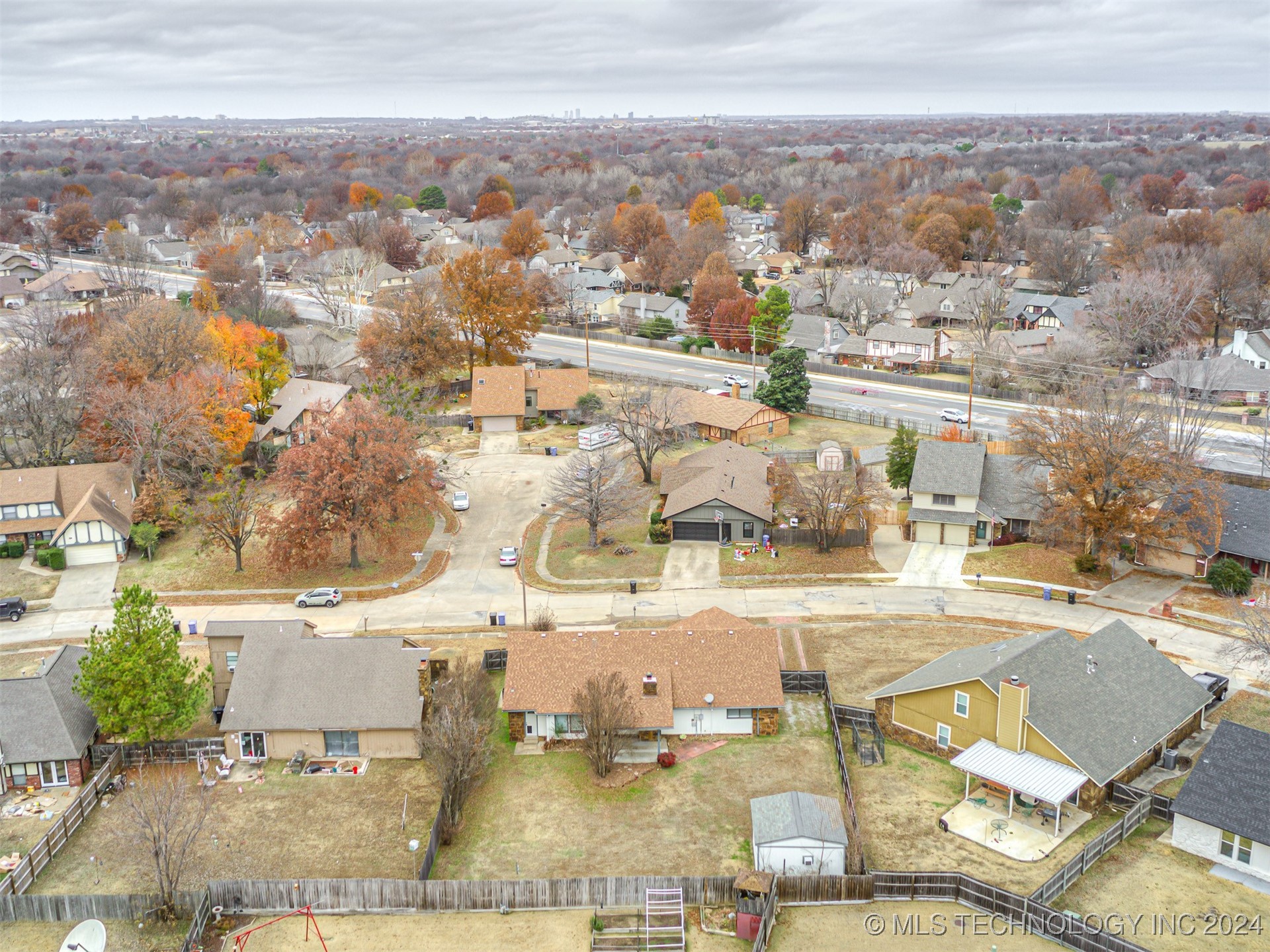 2505 W Washington Place Property Photo 46