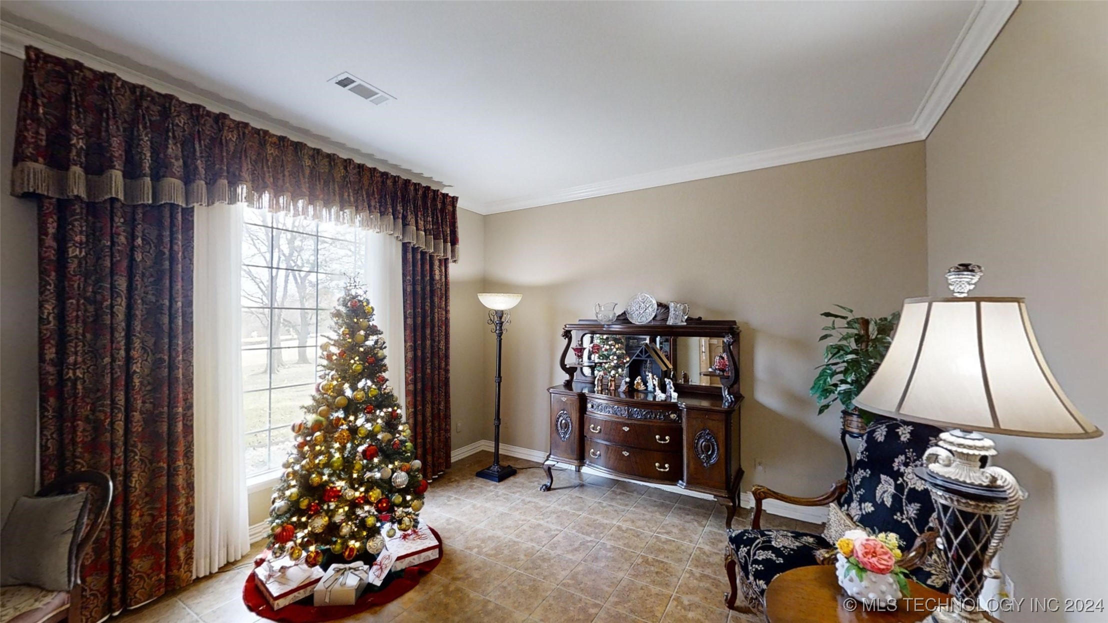 331 Wildflower Place Property Photo 5
