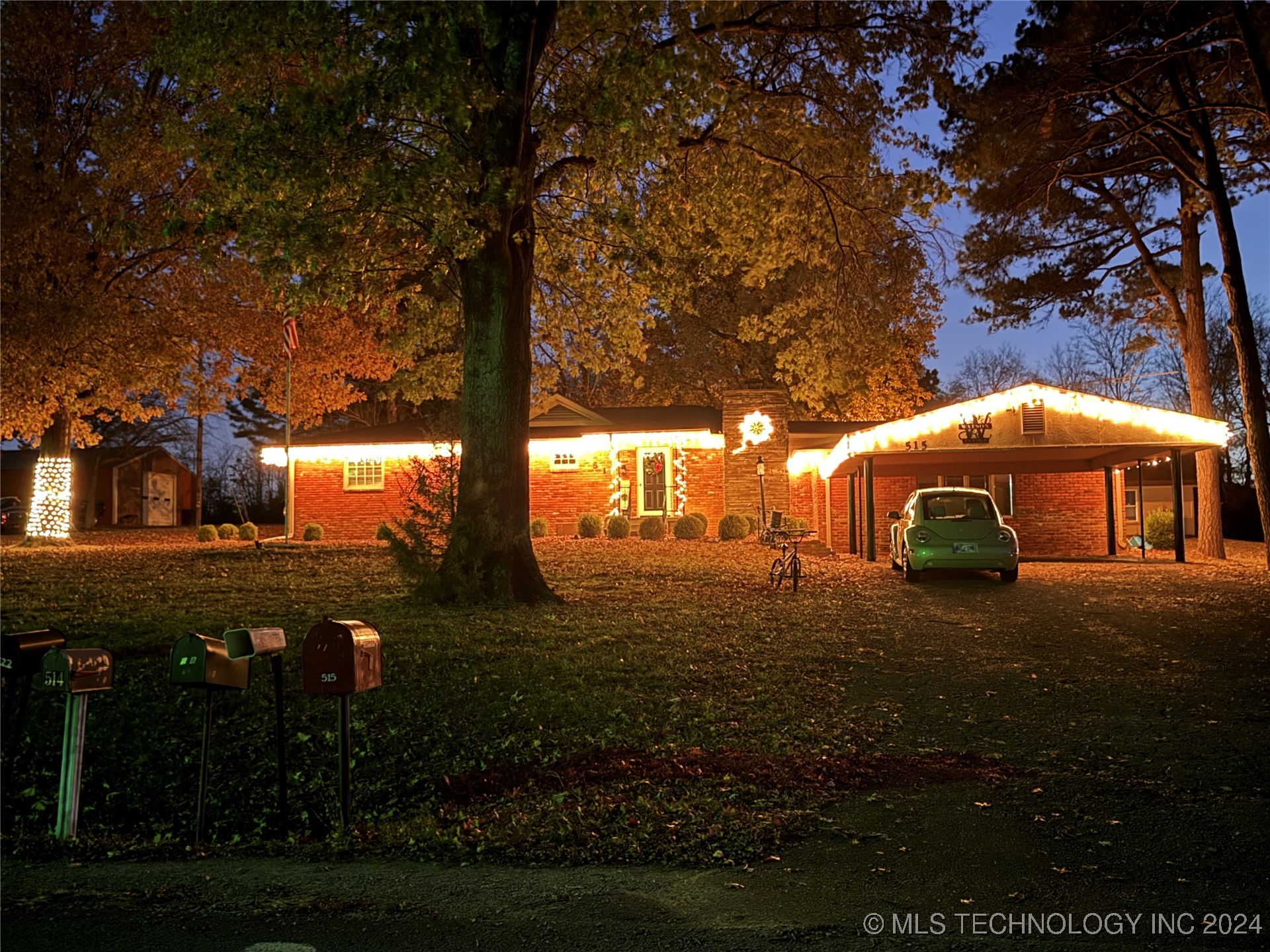 515 E South Avenue Property Photo 2