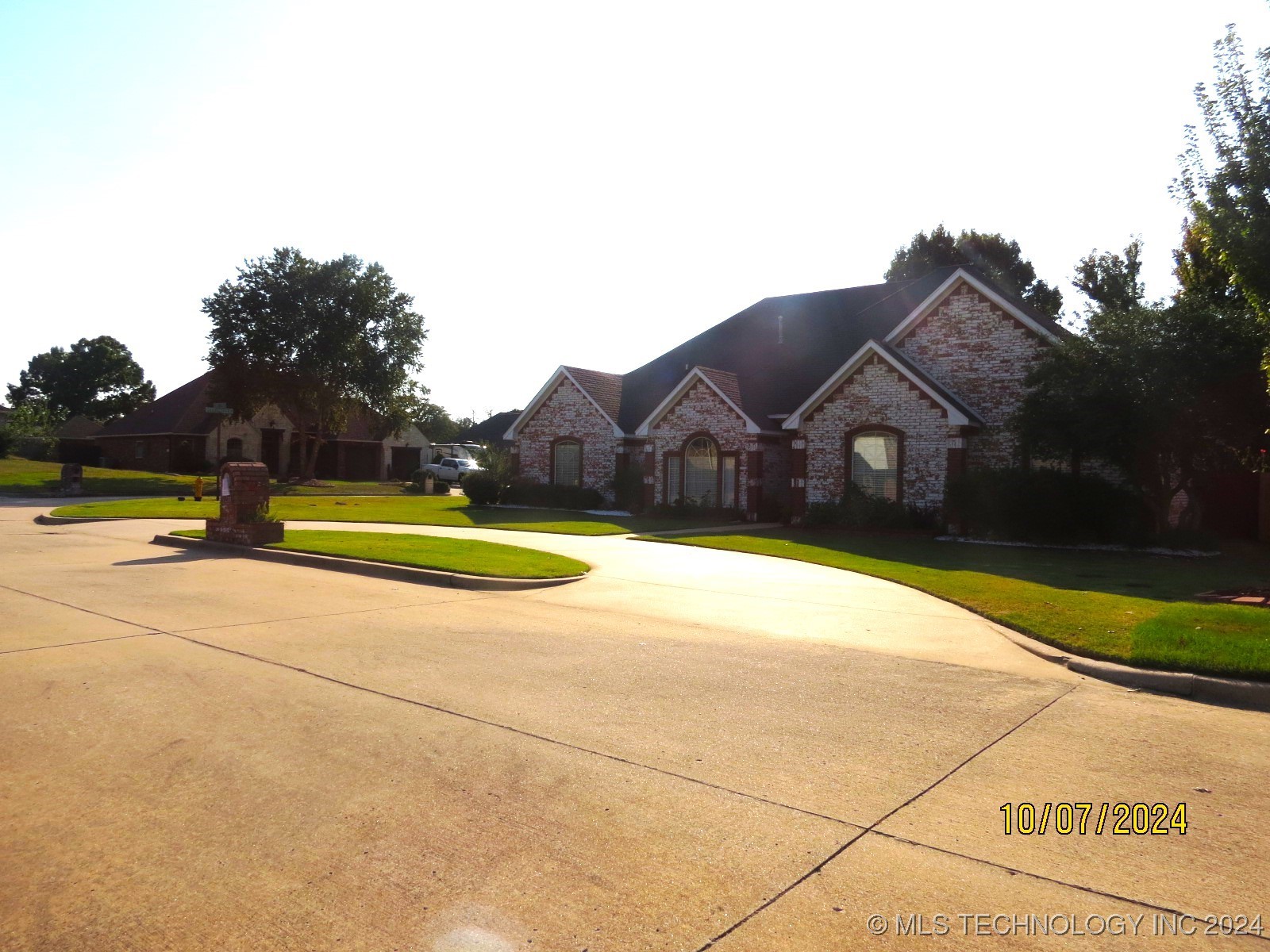 2111 Country Springs Street Property Photo 1