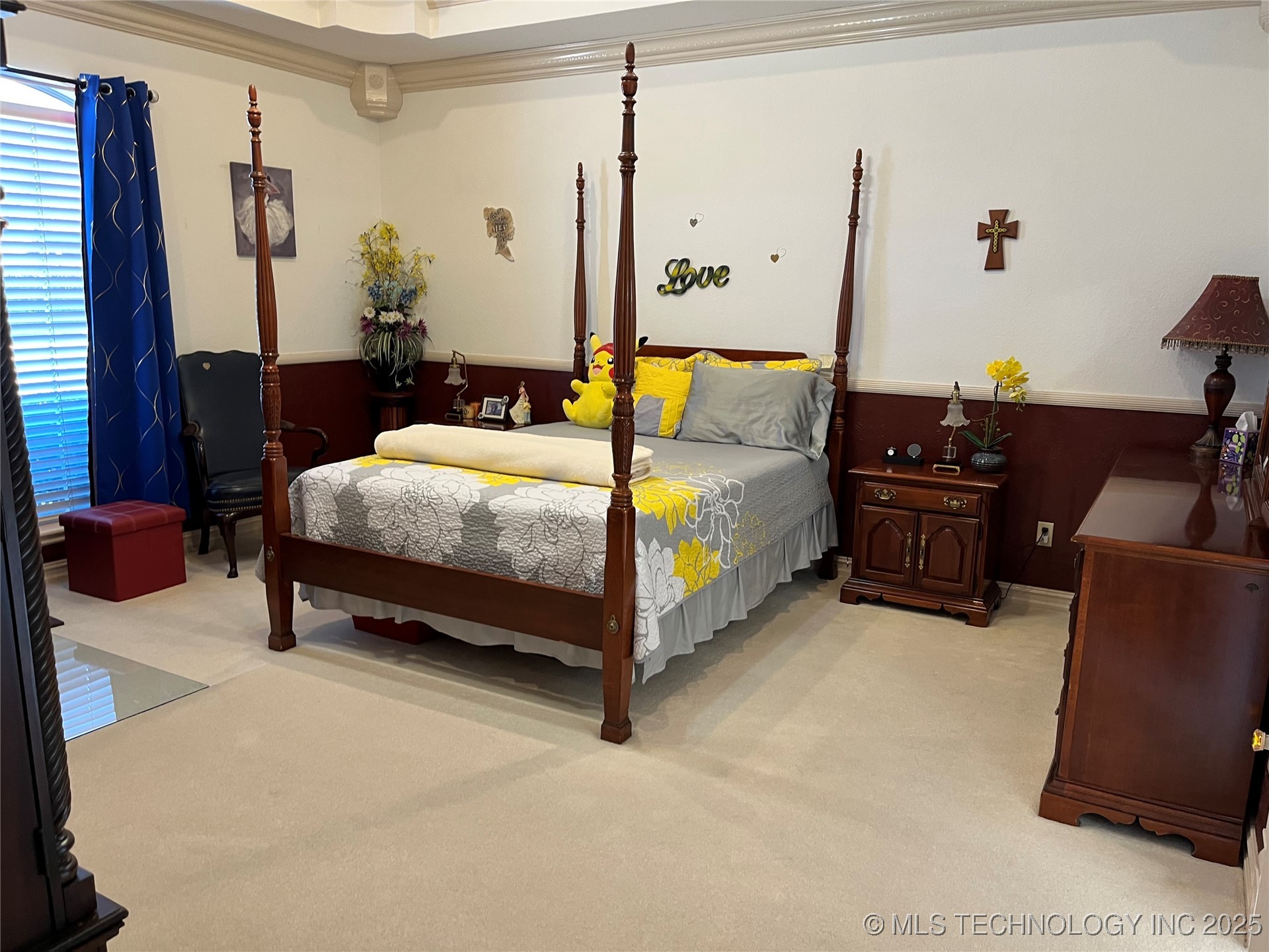 2111 Country Springs Street Property Photo 23
