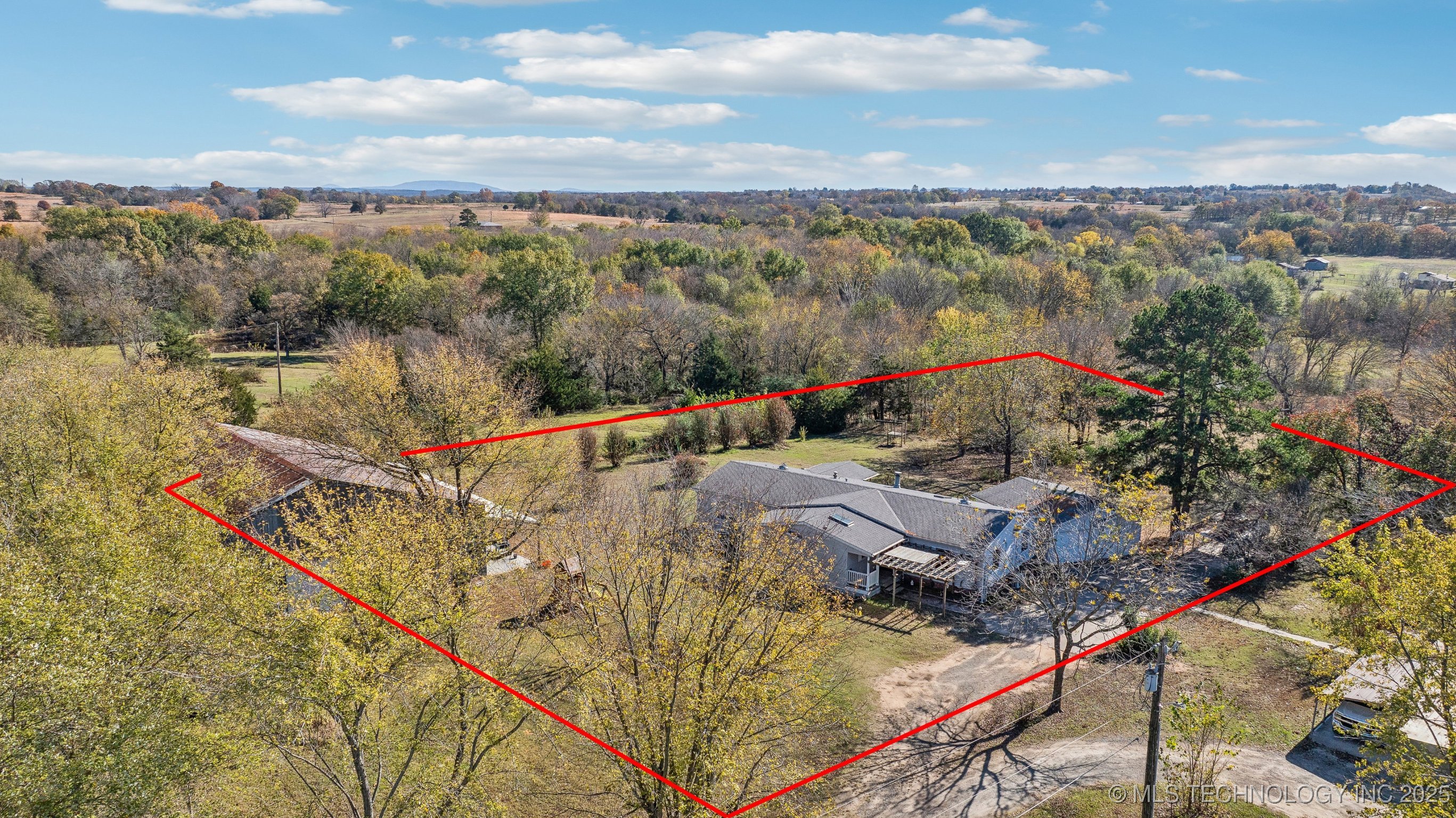 40009 S County Road 4460 Road Property Photo 2