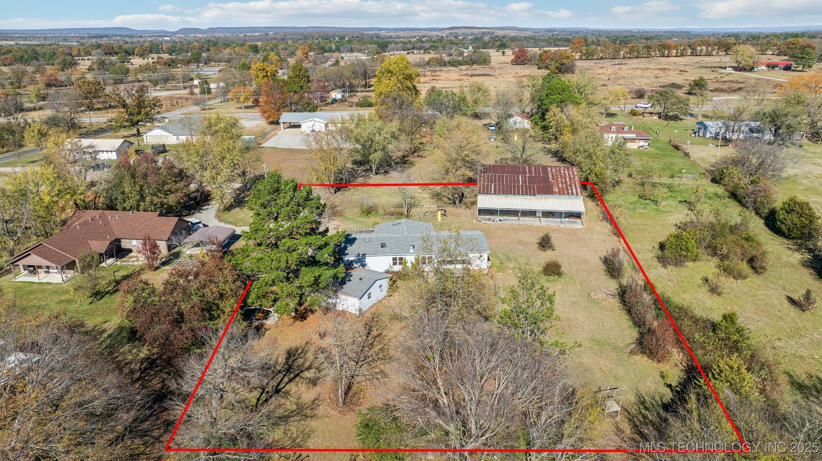 40009 S County Road 4460 Road Property Photo 3