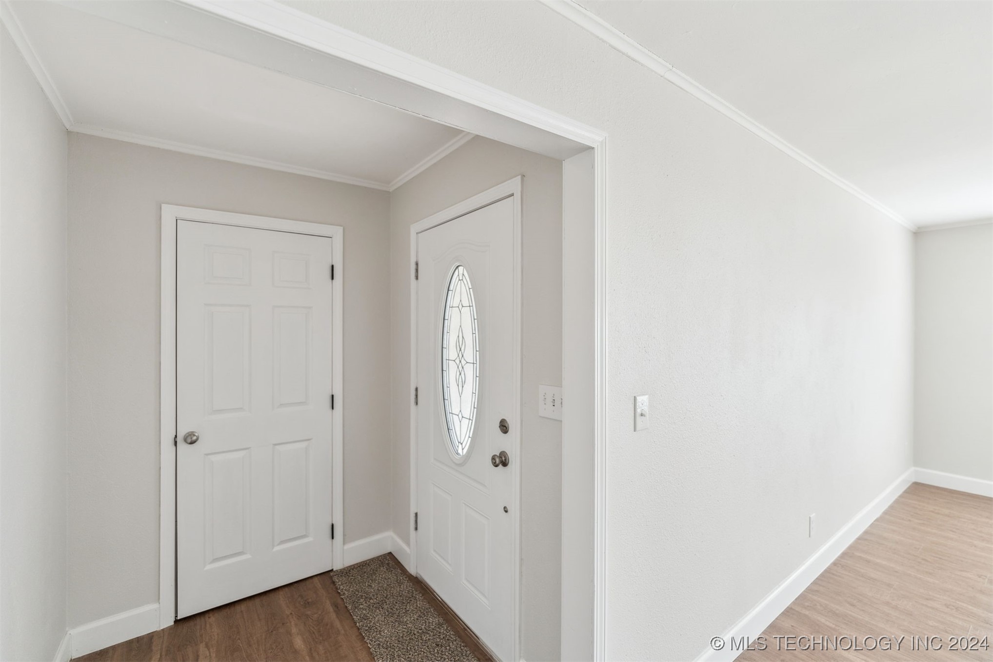 805 Se 11th Street Property Photo 4