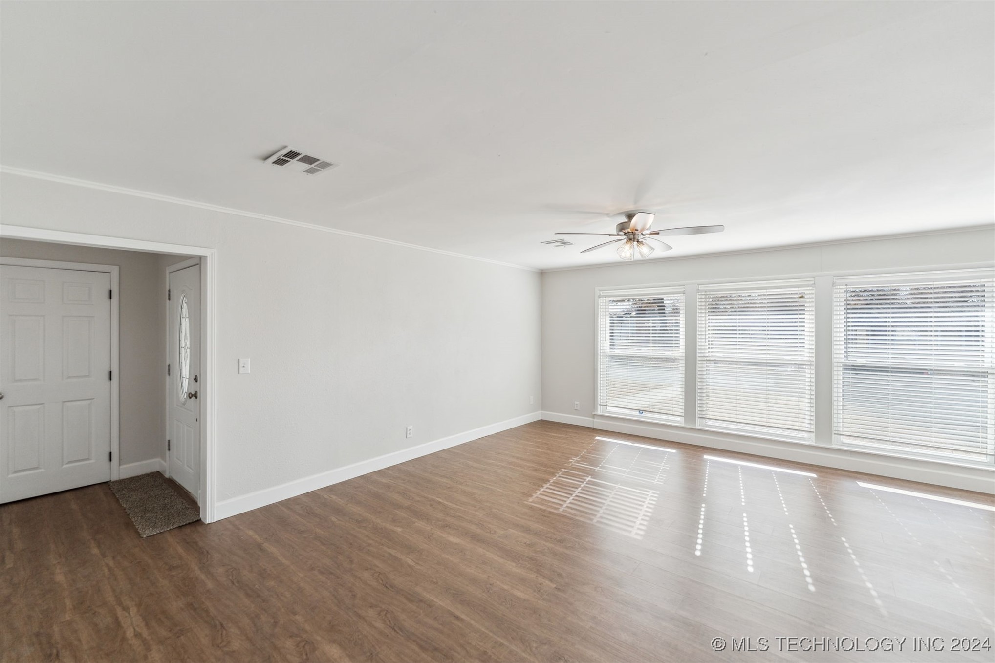805 Se 11th Street Property Photo 5