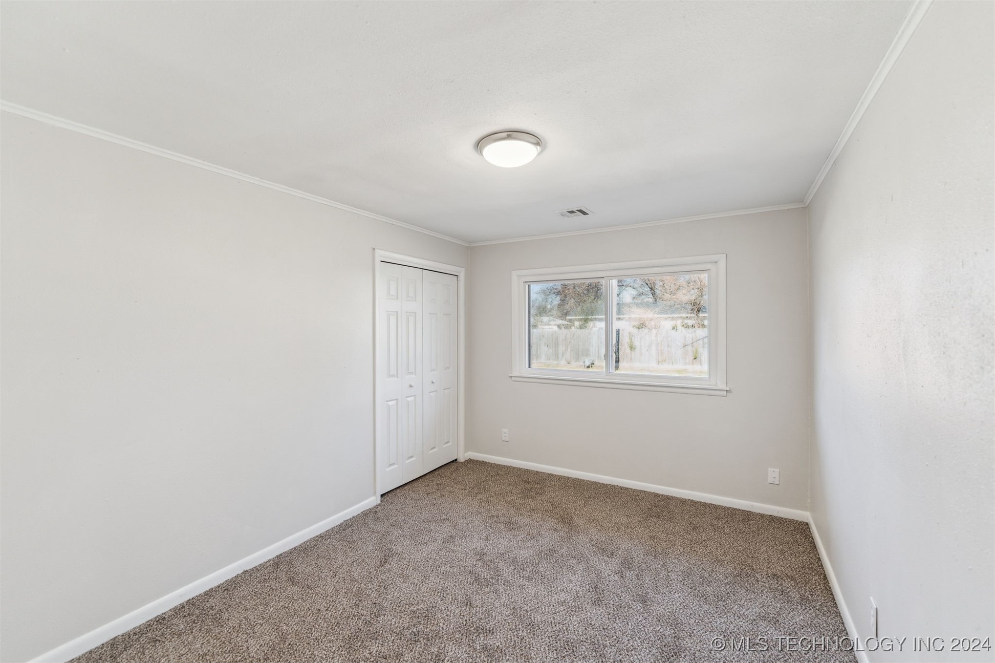 805 Se 11th Street Property Photo 15