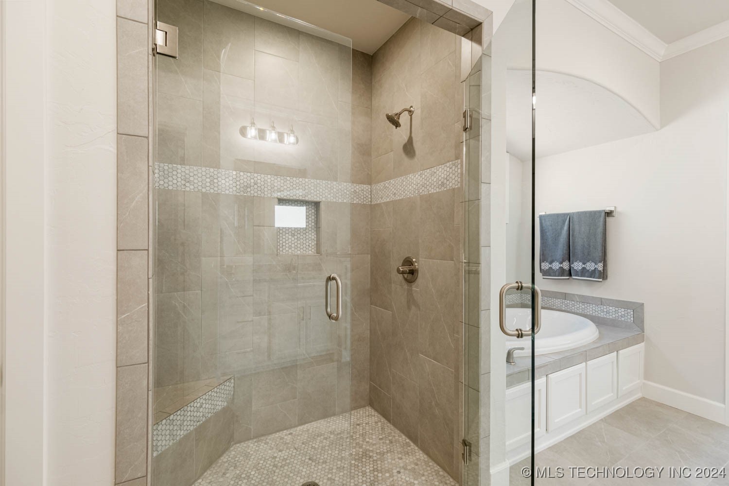 6601 S Fir Avenue Property Photo 27