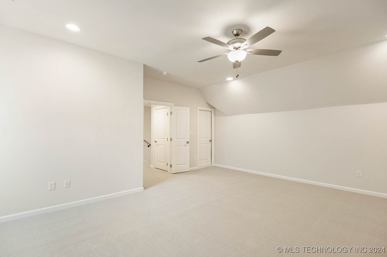 6601 S Fir Avenue Property Photo 31