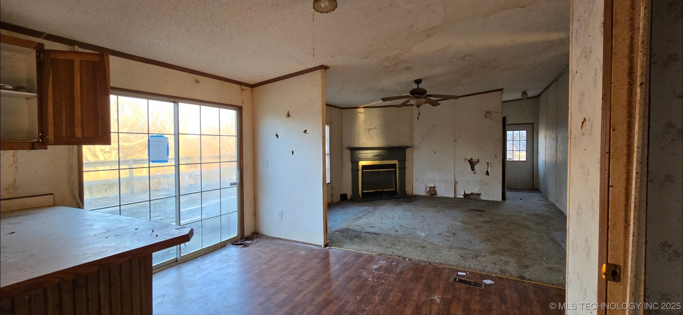 10713 W 61st Street S Property Photo 13