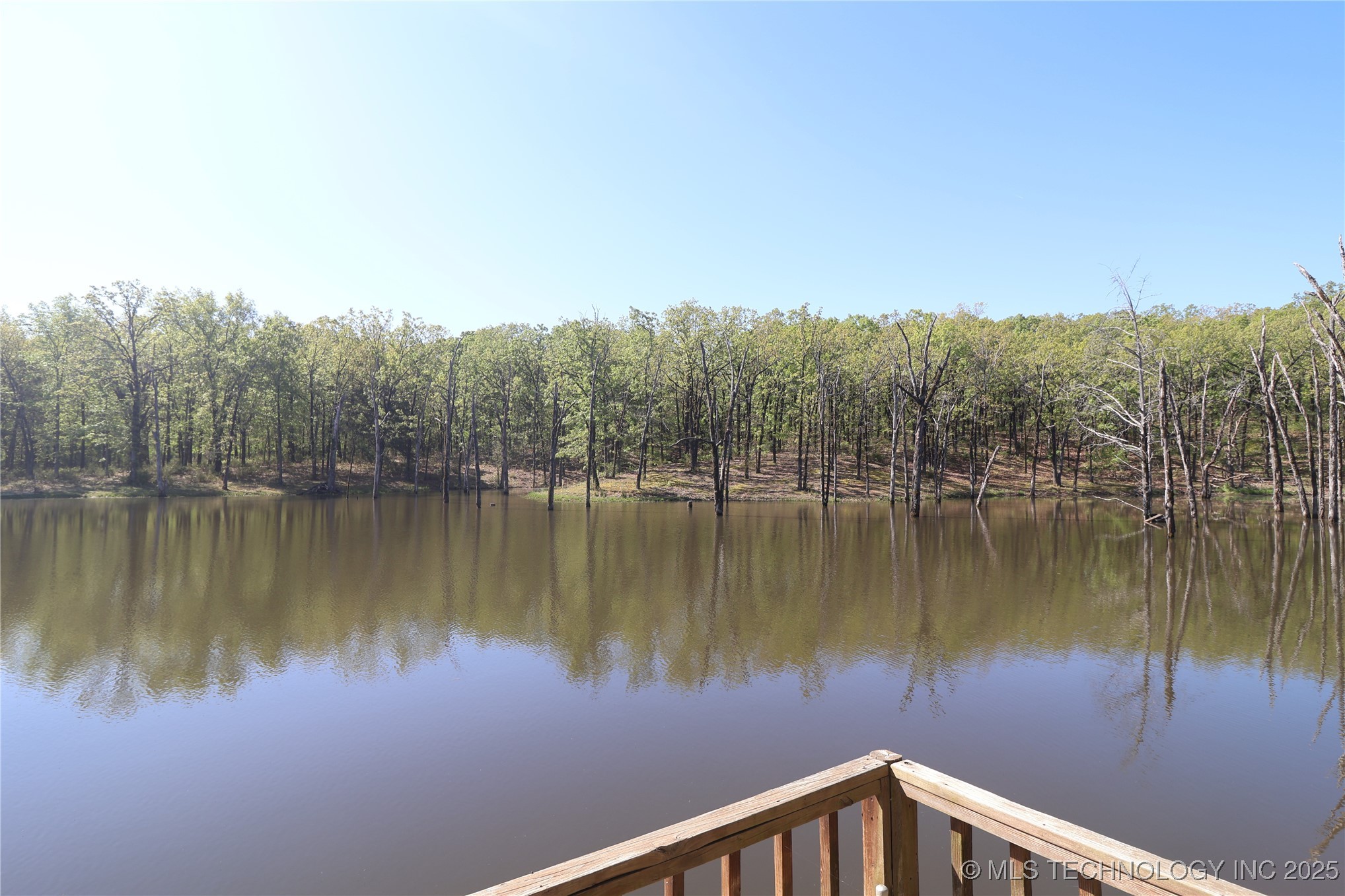 2103 W George Property Photo 26