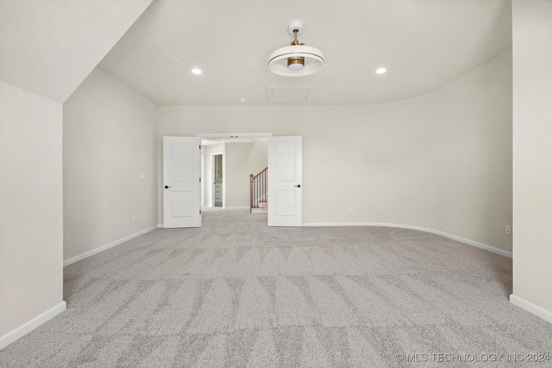 4466 S 173 East Avenue E Property Photo 33
