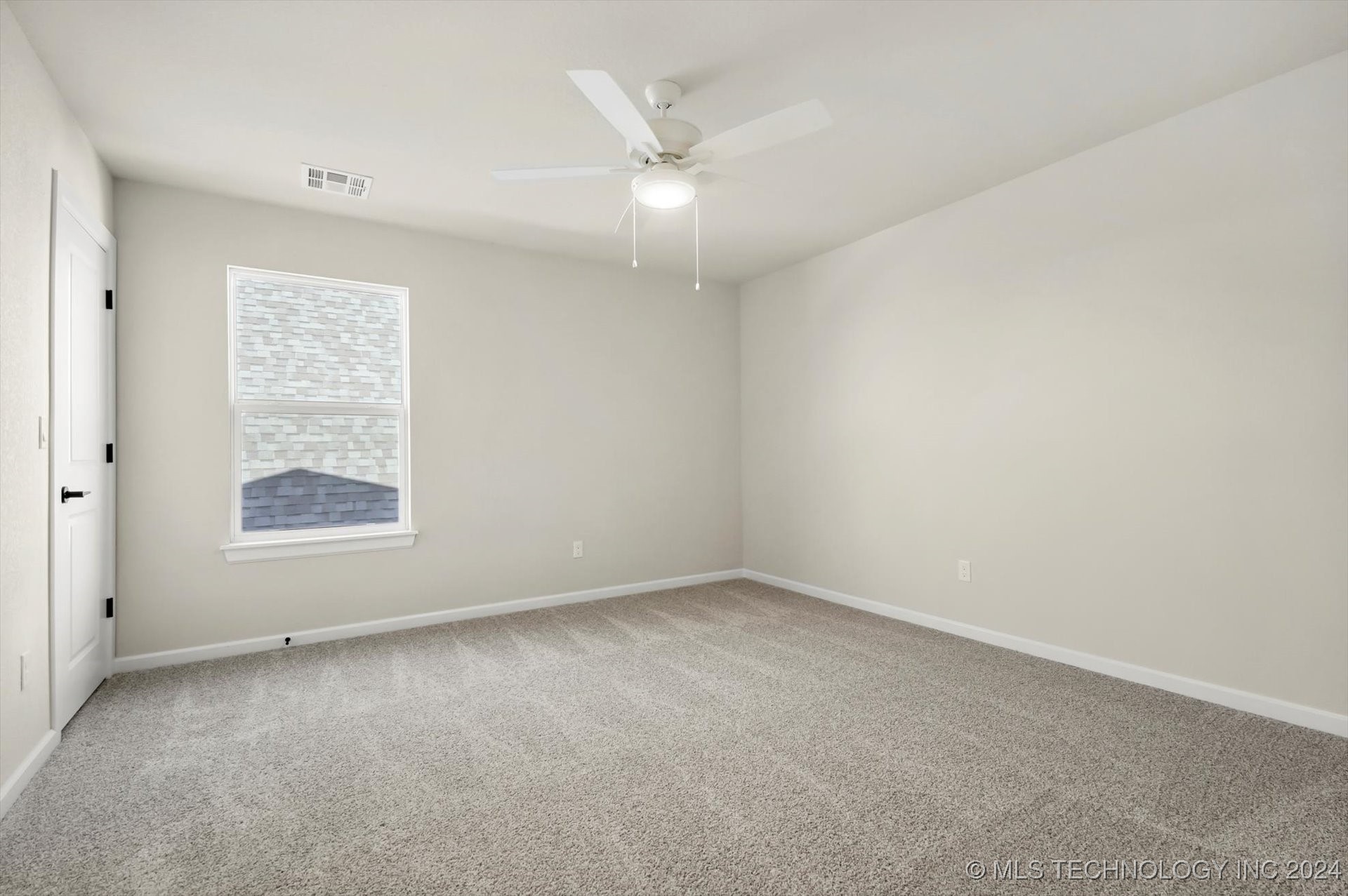 4466 S 173 East Avenue E Property Photo 40